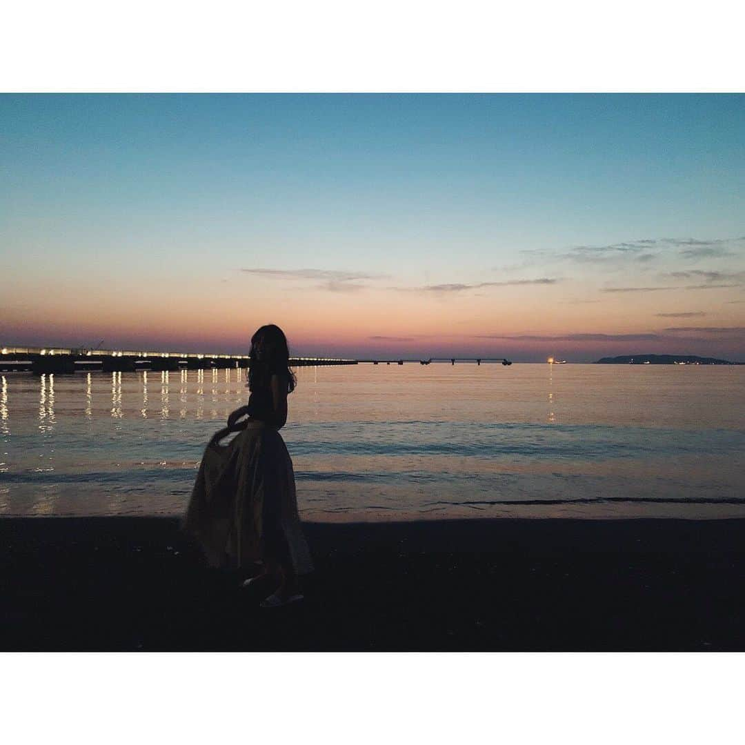 石川恋さんのインスタグラム写真 - (石川恋Instagram)「ピンクの空が好き🌃💓#shooting」6月26日 18時37分 - ren_ishikawa