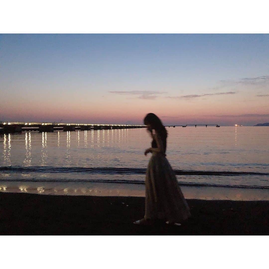 石川恋さんのインスタグラム写真 - (石川恋Instagram)「ピンクの空が好き🌃💓#shooting」6月26日 18時37分 - ren_ishikawa