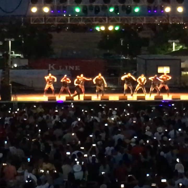 MCハマーのインスタグラム：「🔥🔥 Let's Get It Started !!!! 🔥🔥」