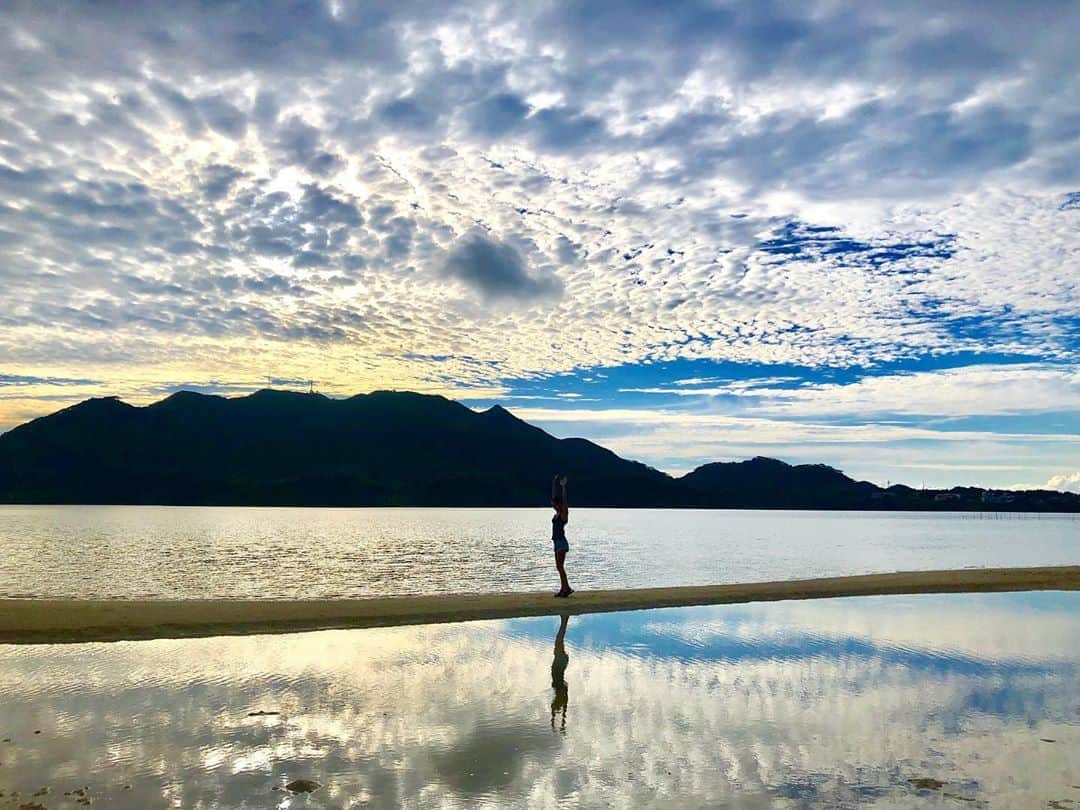 南美沙さんのインスタグラム写真 - (南美沙Instagram)「kabirabay🌺. . 明日で帰っちゃうの寂しい。。. 今回の石垣島にはお仕事だけど、すごくデトックスされました😌✨🌺. 島のパワーに感謝🙏🌅」6月26日 18時31分 - miee.misa