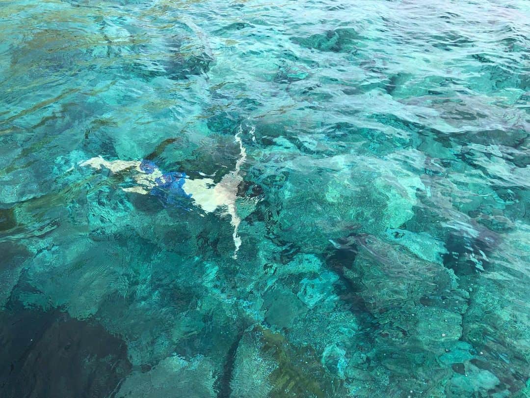 サイモン・ベイカーのインスタグラム：「Ciao bella Sicilia e grazie mille #Sicily #Italia #amore #amorefood #amoreabittoomuch」