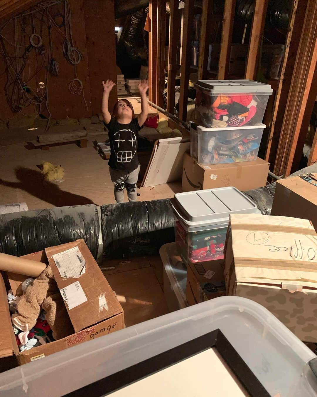 ロブ・ディアデックさんのインスタグラム写真 - (ロブ・ディアデックInstagram)「This kid didn’t want to believe his dad was running the Midwest skate game back 89’. Needed to take him up into the attic of fame to show him that hardware.🏆🥇」6月27日 4時49分 - robdyrdek