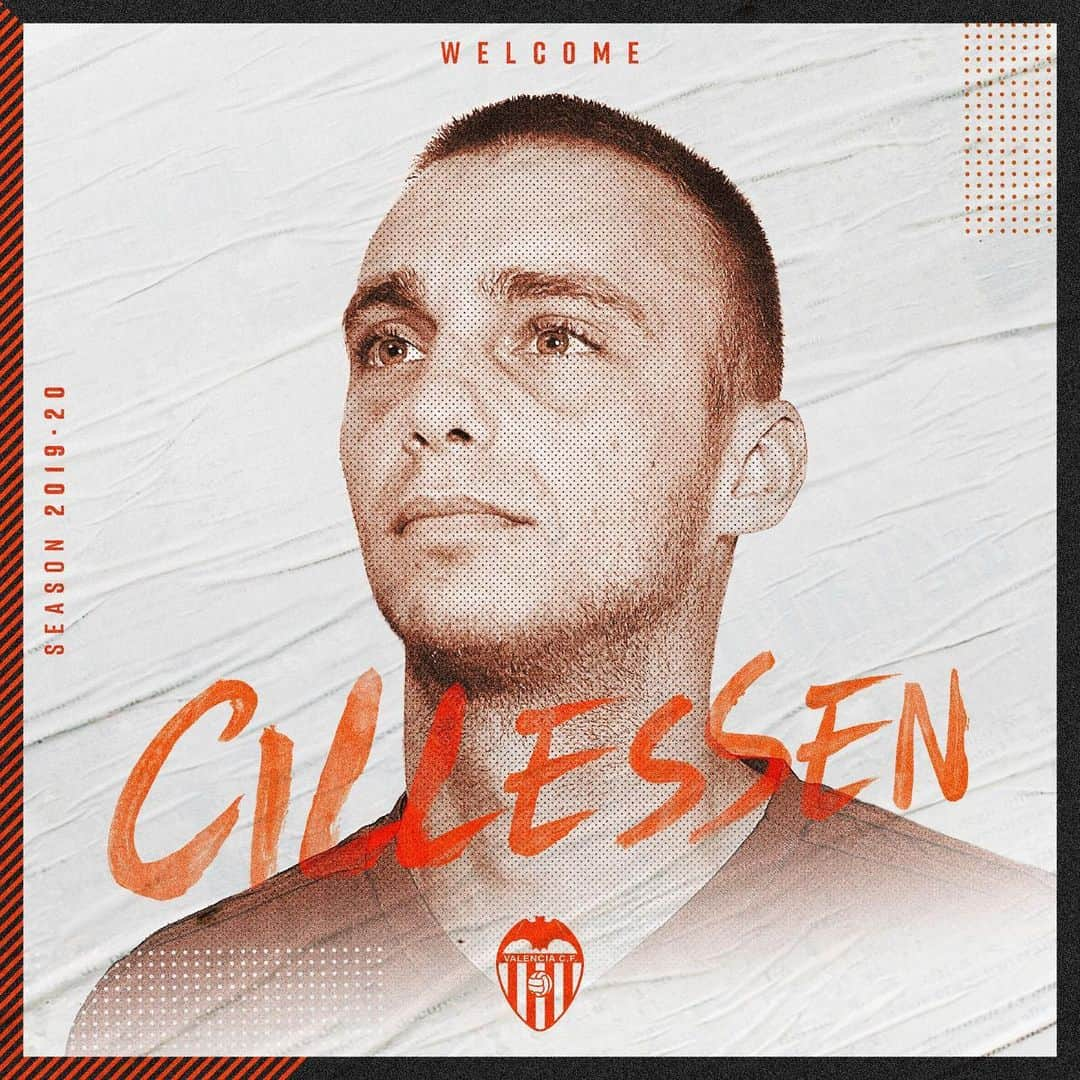 バレンシアCFさんのインスタグラム写真 - (バレンシアCFInstagram)「WELCOME @jaspercillessen 🎉🙌 . ¡¡¡YA LO TENEMOS AQUÍ!!! 👋🏼👋🏼 . AFICIÓN, ¿le damos la bienvenida? ⤵️⤵️⤵️⤵️ . #AmuntValencia #BenvingutCillessen」6月27日 4時50分 - valenciacf