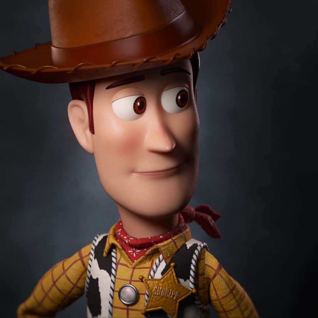 Disney Pixarさんのインスタグラム写真 - (Disney PixarInstagram)「Old friends and new faces. Swipe to see character portraits from #ToyStory4. Watch the film in theaters now! © 2019 Disney/Pixar」6月27日 5時34分 - pixar