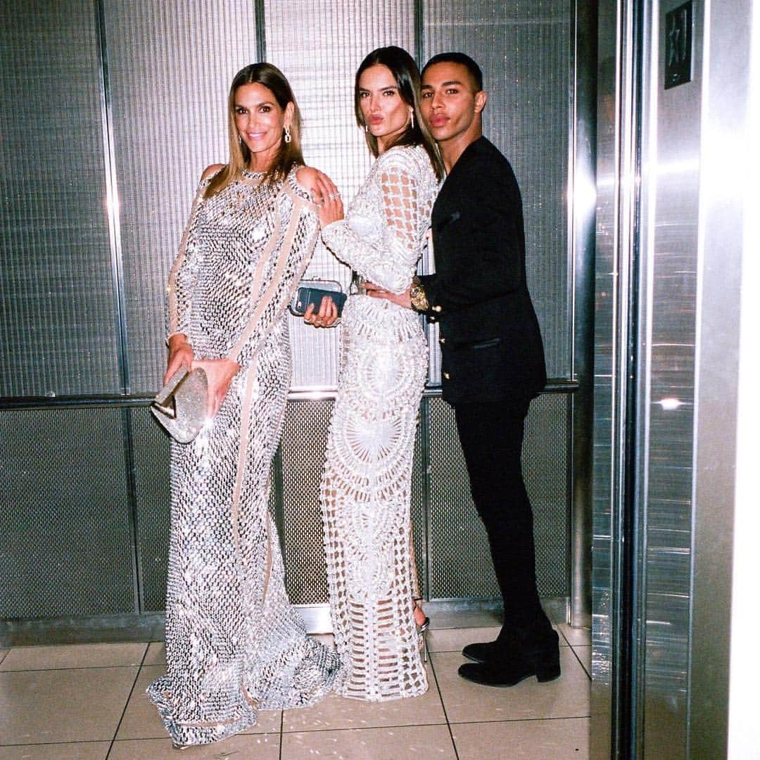 Vogue Runwayさんのインスタグラム写真 - (Vogue RunwayInstagram)「@olivier_rousteing joins the roster for the 2019 Vogue #ForcesofFashion conference that will be held at Spring Studios in NYC on October 10 and 11. With topics of discussion ranging from sustainability to inclusivity, this year's theme is "Forces for the Future." Tap the link in our bio for more details and a list of the speakers who Rousteing will be joining. Photographed by @arnold_daniel」6月27日 5時37分 - voguerunway