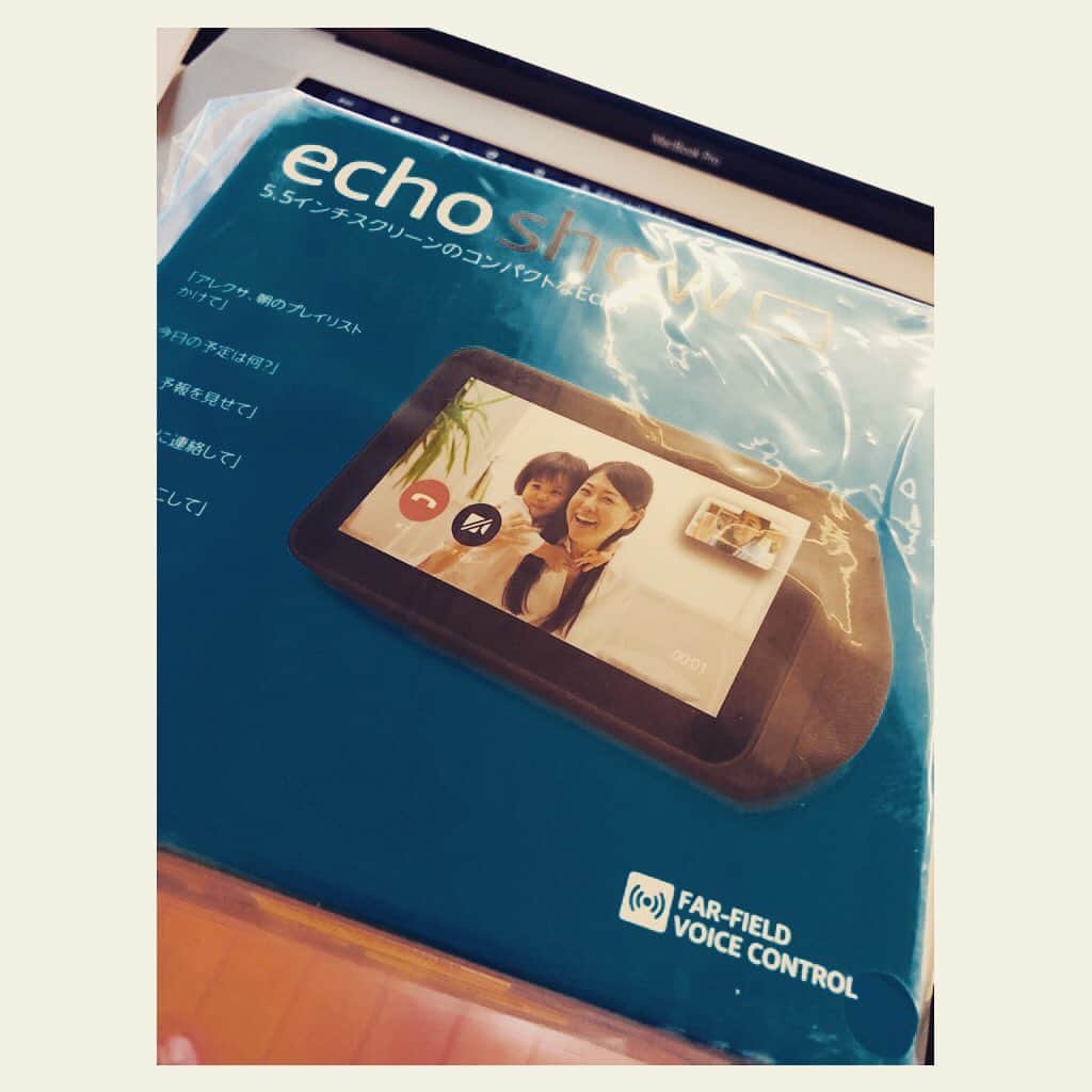 tokuさんのインスタグラム写真 - (tokuInstagram)「Echo Showの小さいの届いたー。」6月26日 20時49分 - toku_grnd