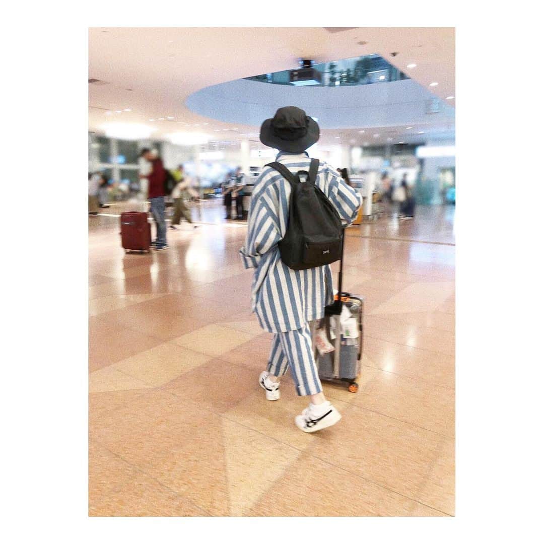 高橋愛さんのインスタグラム写真 - (高橋愛Instagram)「早速、使ってみたよ❤️ ㅤㅤㅤㅤㅤㅤㅤㅤㅤㅤㅤㅤㅤ ㅤㅤㅤㅤㅤㅤㅤㅤㅤㅤㅤㅤㅤ #mini #豪華すぎる付録 #付録の域を超えた付録 #xgirl #小さめだけど #めっちゃ入るよ✌︎」6月26日 21時40分 - i_am_takahashi