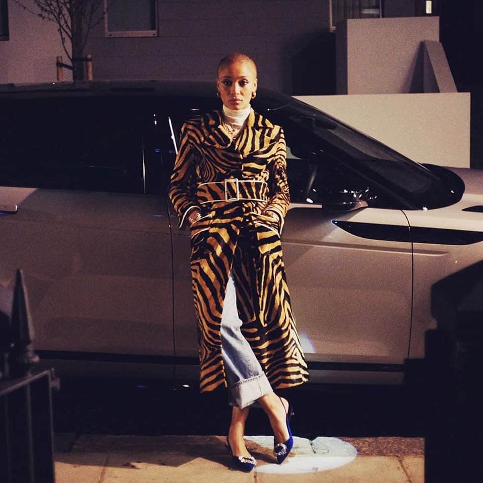 ルパートサンダーソンのインスタグラム：「#RSWomen | @adwoaaboah wears Misty with our shattered crystal pebble | Styled by @fredericalovellpank ✨#AdwoaAboah #AsSeenOn #RupertSanderson #London」