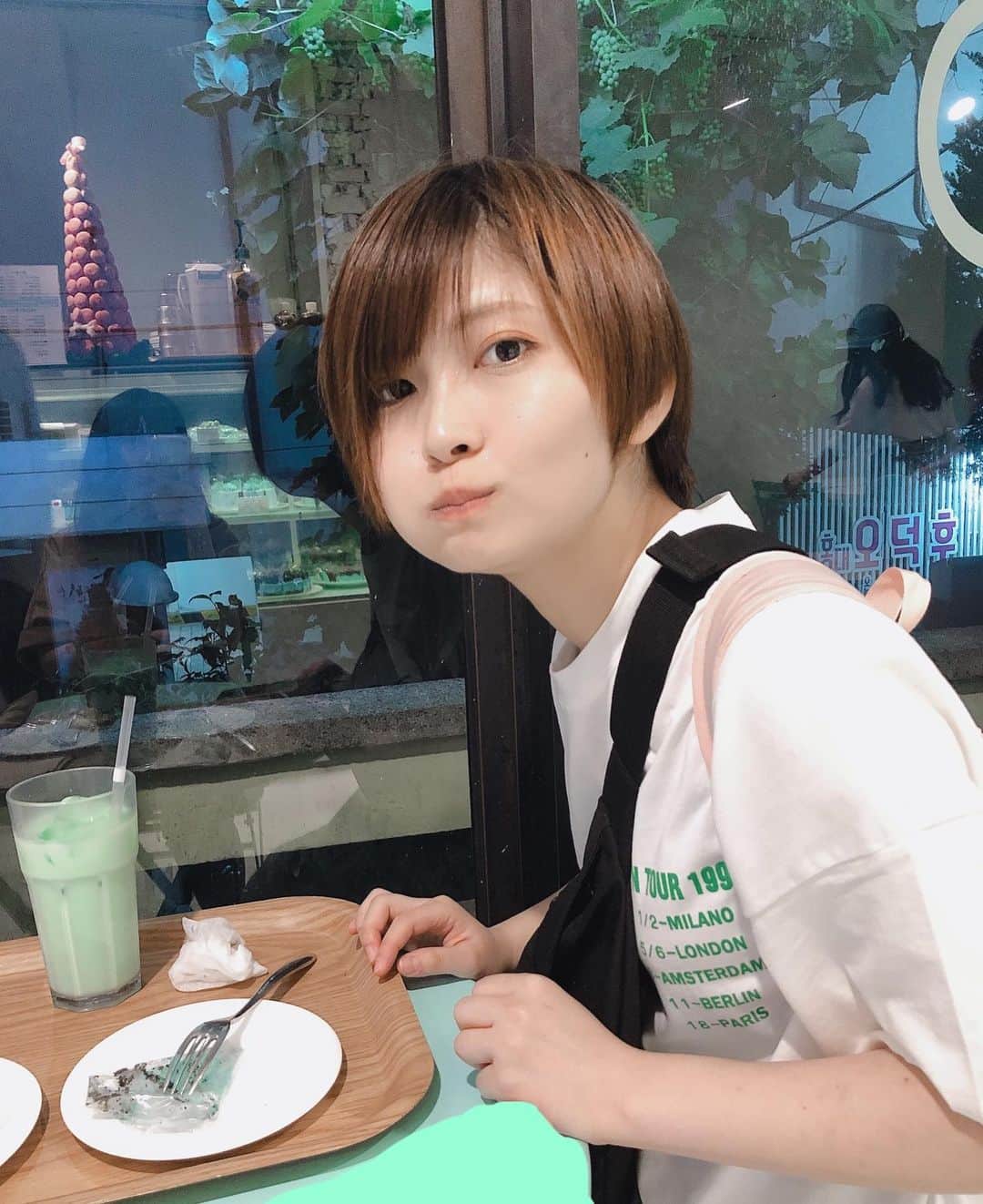 のインスタグラム：「すずきももこさんと韓国に行ってきましたよ。 ‪@szkmmk617 ‬」