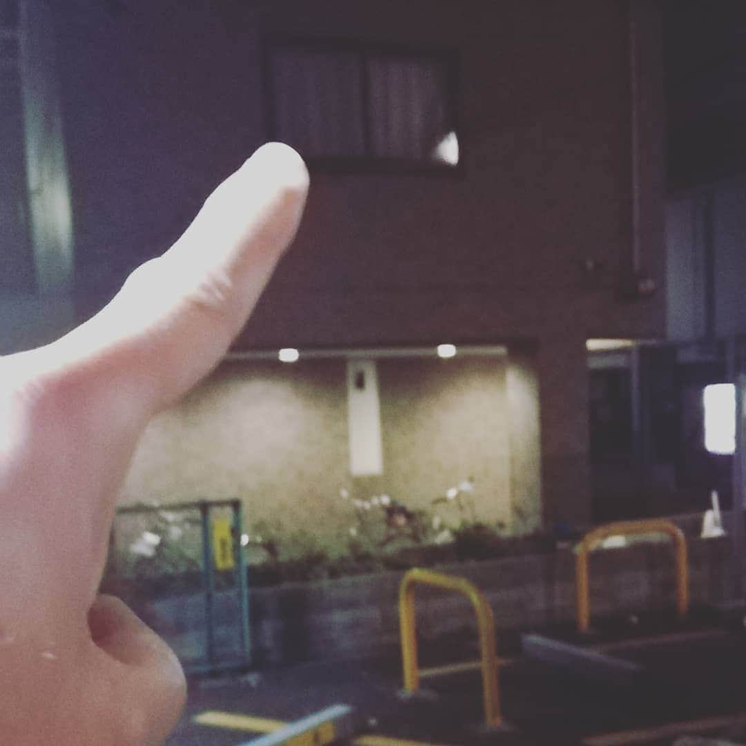 松本隆博のインスタグラム：「。 ここ！ ここだよ！ 東京出てきた時、ここに住んでたんだよー！ 本郷三丁目と湯島の真ん中辺りだよーーーー  超懐かしい」