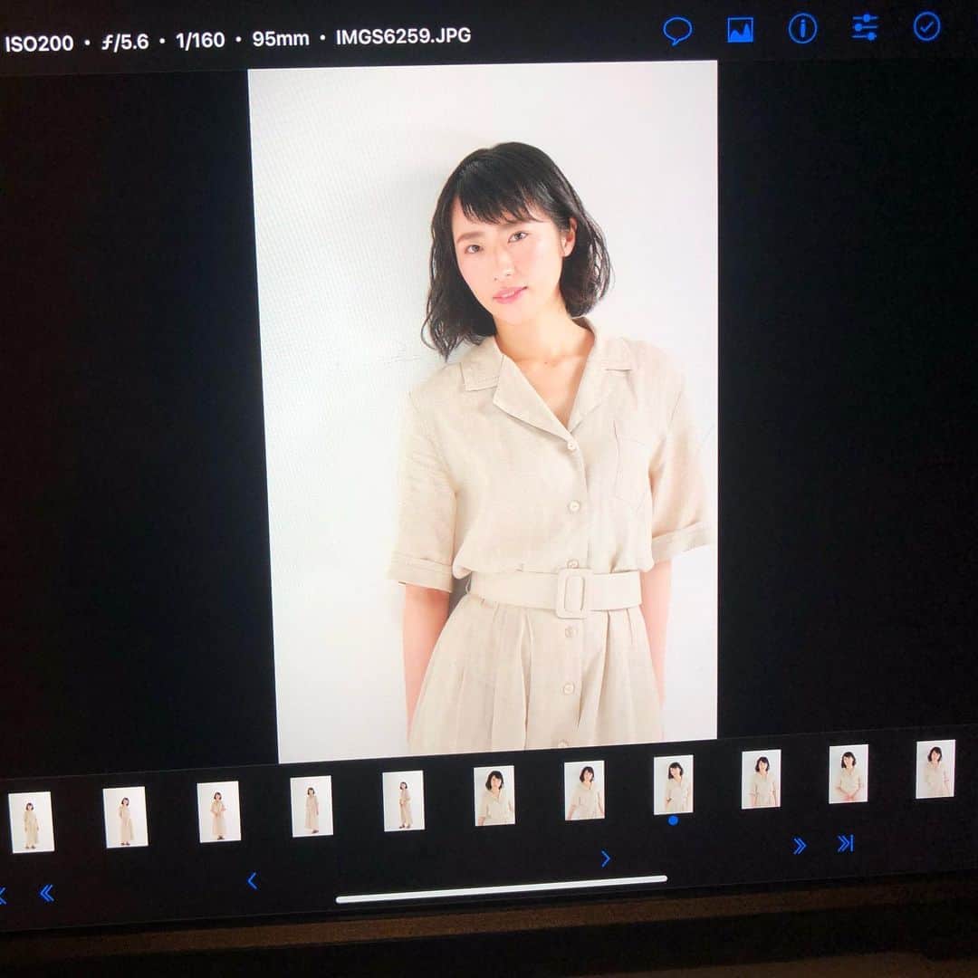 馬渕史香のインスタグラム：「ボブにしてから1年経ってやっと宣材撮り直し〜」