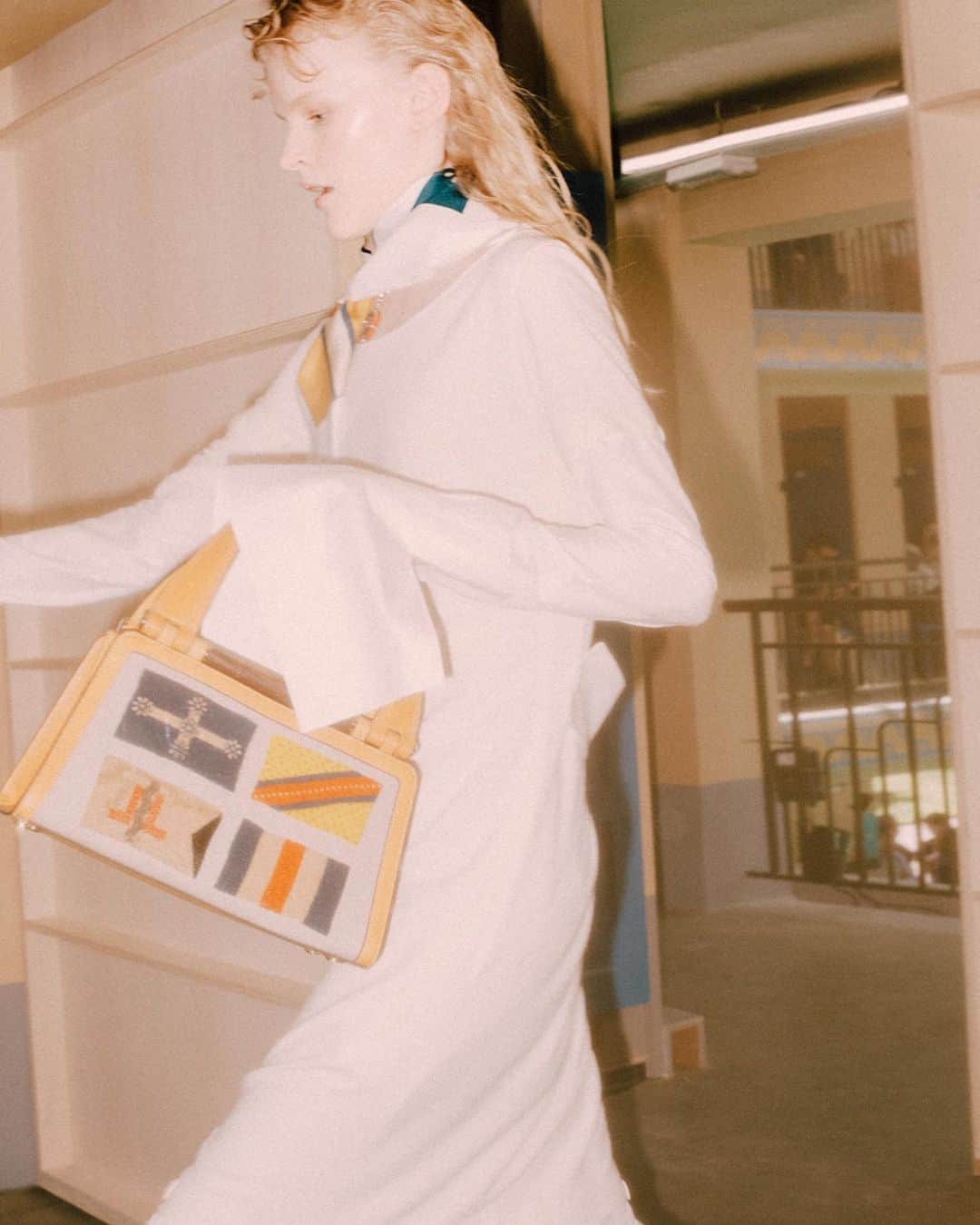 ランバンのインスタグラム：「Behind-the-scenes from the #LanvinPleinSoleil show by @brunosialelli for the #LanvinSS20 collection. Captured by @pascalearnaud  #LanvinbyBrunoSialelli」