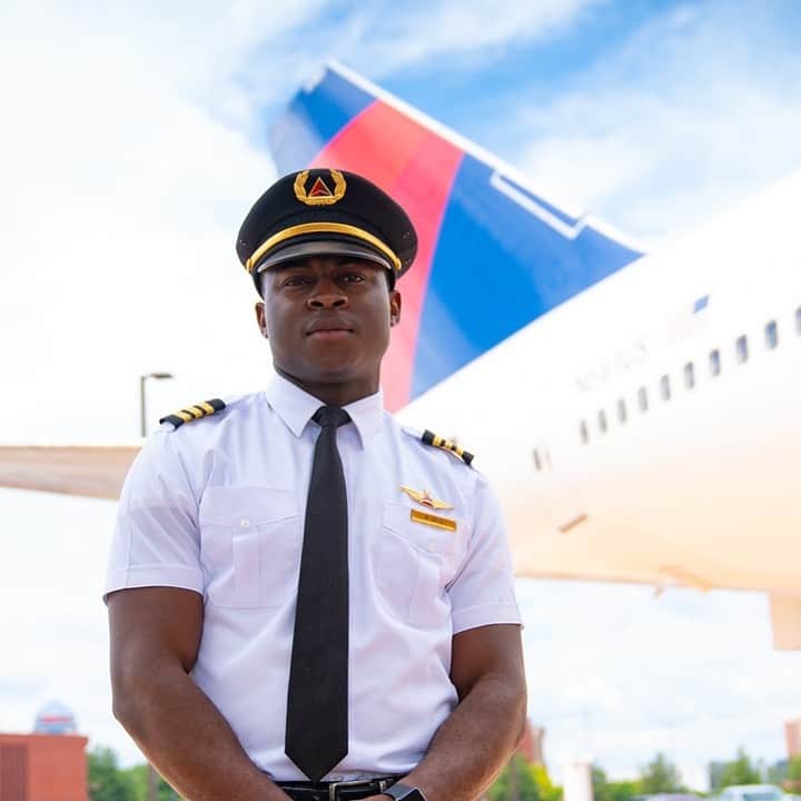 デルタ航空さんのインスタグラム写真 - (デルタ航空Instagram)「Delta employee Marlon's advice: “If you haven’t found/fulfilled your purpose as yet, don’t get discouraged." ⠀⠀⠀⠀⠀⠀⠀⠀⠀ Photo: Marlon D. - First Officer, #ATL」6月26日 23時00分 - delta