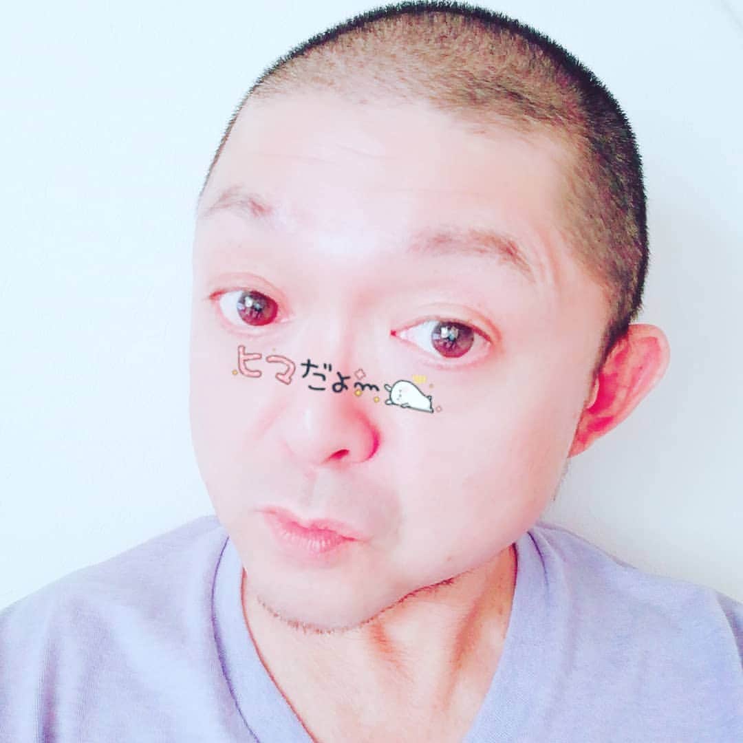 松本隆博のインスタグラム：「よーめにー こないかー ぼくのところへー さくらいろしたー きみがほしいよー  新沼謙治  知らん人多いだろー (*Ü*)」
