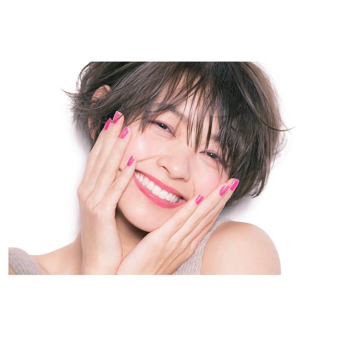 前原穂高のインスタグラム：「撮影ってなんでこんなに楽しいんだろ。 自分の思い描くかわいいを表現できる喜びとかワクワクとかドキドキとか感じられるからかなぁ😍 ㅤㅤㅤ model: @ririkaaaaaaaa  camera: @t.nagatani  hair:hodaka maebara make: @manae_violet  ㅤㅤㅤ #ヘア #ヘアアレンジ #ヘアスタイル #ヘアメイク #ヘアセット #アレンジ #スタイリング #ほだかっと #ほだからー #ヘアサロン #サロン #美容室 #hair #hairstyle #haircolor @vvvvvvioletttttt  @vvvvvviolet_nagoya #美容室violet」