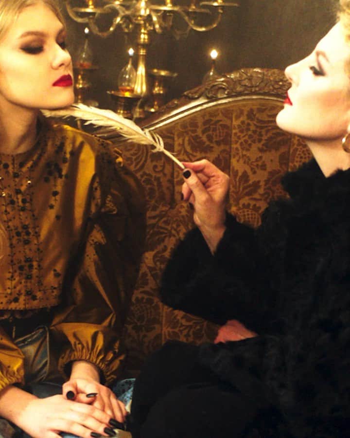 ウリヤナ・セルギエンコのインスタグラム：「- Renata... my enchantress, put your magic spell and help your sister... I am calling for you and for my homonym fairy Ulyana to come and join our #sisterhood #ulyanadreams」