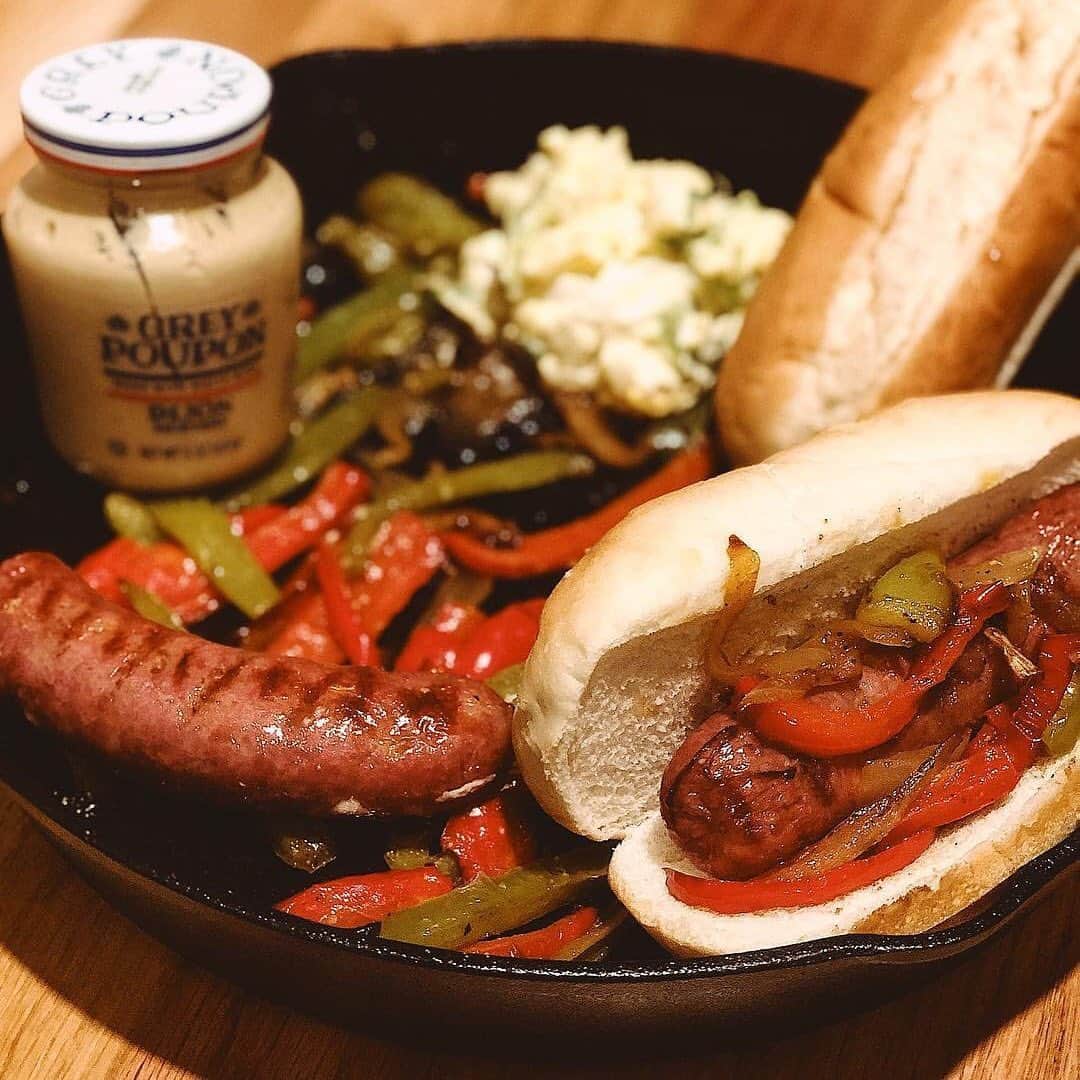 ジョンソンヴィルのインスタグラム：「#mealofchampions 🏆 Thanks @filipino_buddha_bbq for the tasty looking spread! * * It’s mlb season and to me Brats are the quintessential baseball food. Nothing like a stadium brat in hand while yelling out the 7th inning stretch song. Cooked these brats on my traegergrills and made some homemade potato salad. Killer spread... Oh yeah I traegered some bacon and added it as a topping. Im an addict I get it. LETS GOOOOO*」
