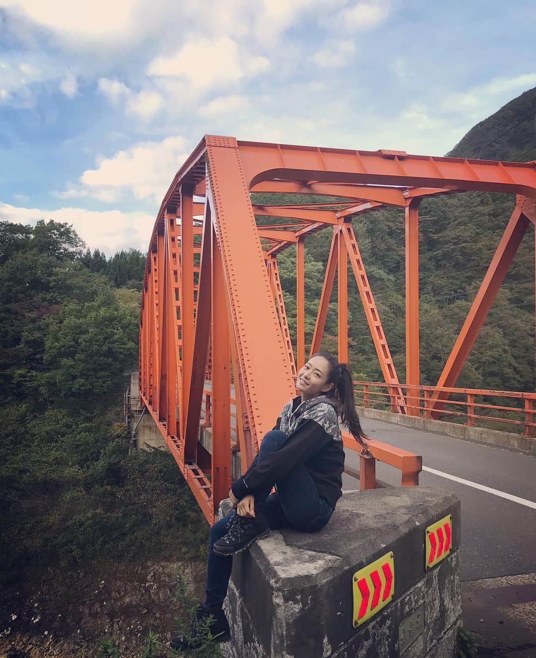 石黒エレナのインスタグラム：「#ハイキング #ハイク #登山 #トレッキング #電車 #自然 #日本の絶景 #日本の風景 #山 #秋田 #秋田旅行 #栗駒  #japan #japantrip #kurikoma #akita #mountain #hike #hiking #trekking #naturephotography #instagood #instalike #tagsforlike」