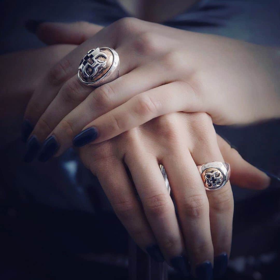 のインスタグラム：「Crosses of Silver & Bronze... #AlexStreeter」