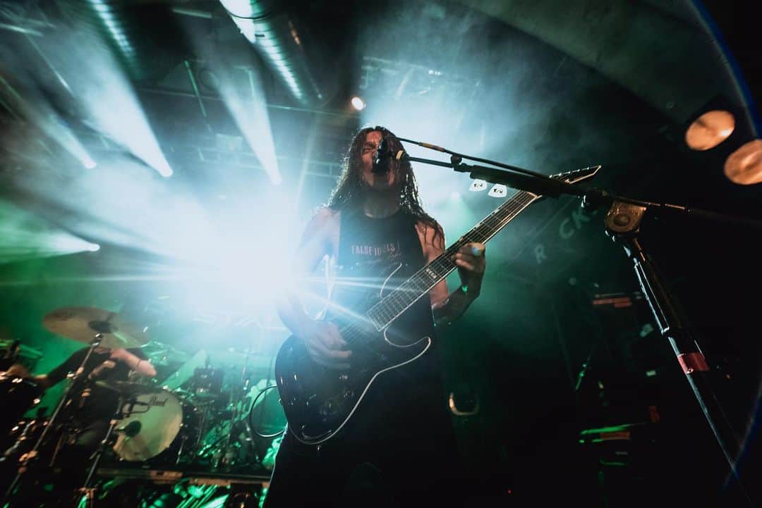 Crystal Lakeさんのインスタグラム写真 - (Crystal LakeInstagram)「Thank you Salzburg last night 🇦🇹 You guys made our day :) We’ll be back this amazing country very soon!  Hey Schweinfurt, Germany 🇩🇪 You ready tonight?  Photo: @johngyllhamn  #CrystalLake #Helix #WorldTour2019」6月27日 1時14分 - crystallake777