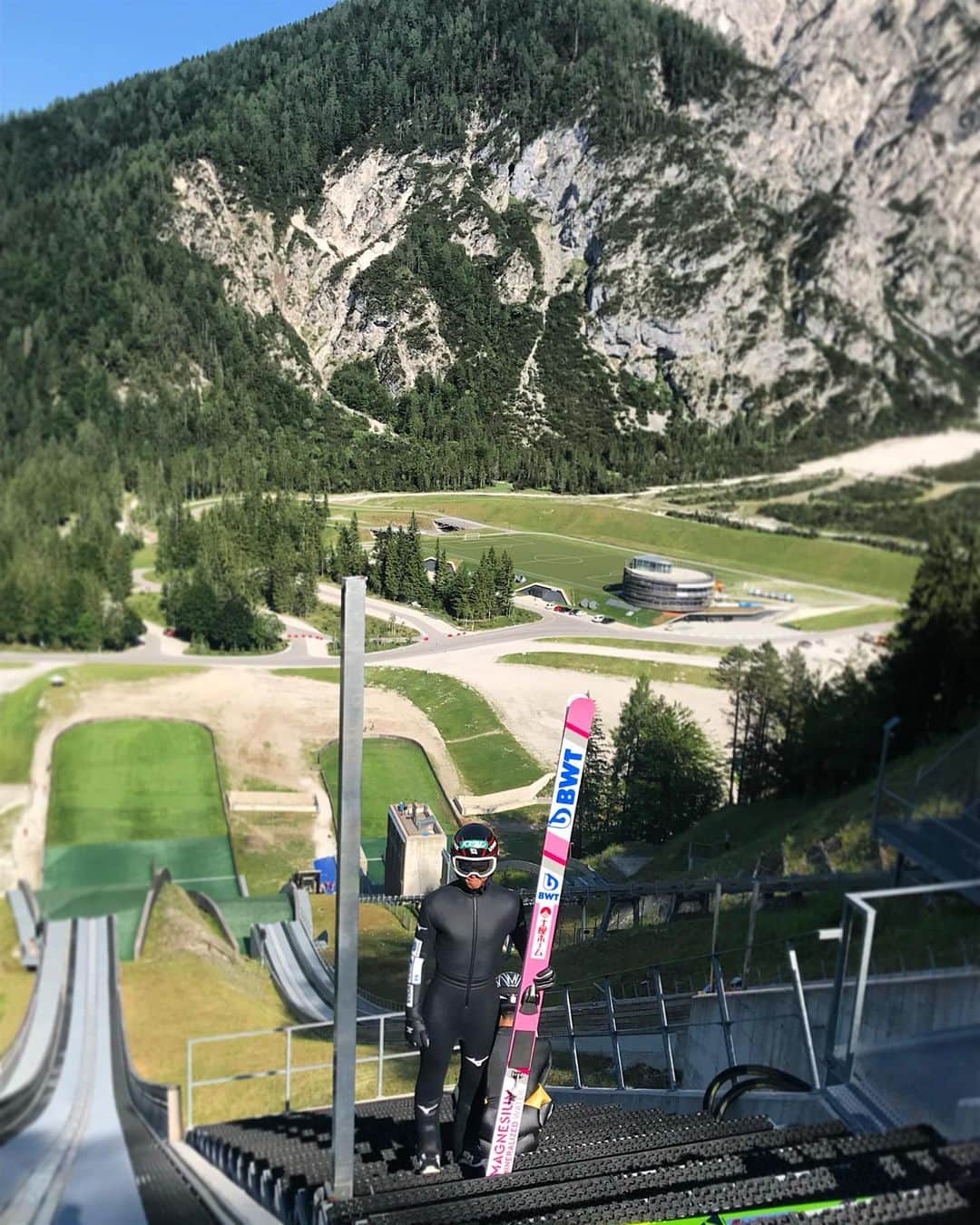 小林陵侑のインスタグラム：「FirstJump✅ #小林陵侑 #土屋ホーム #スキージャンプ #bwt #planica #ryoyukobayashi」