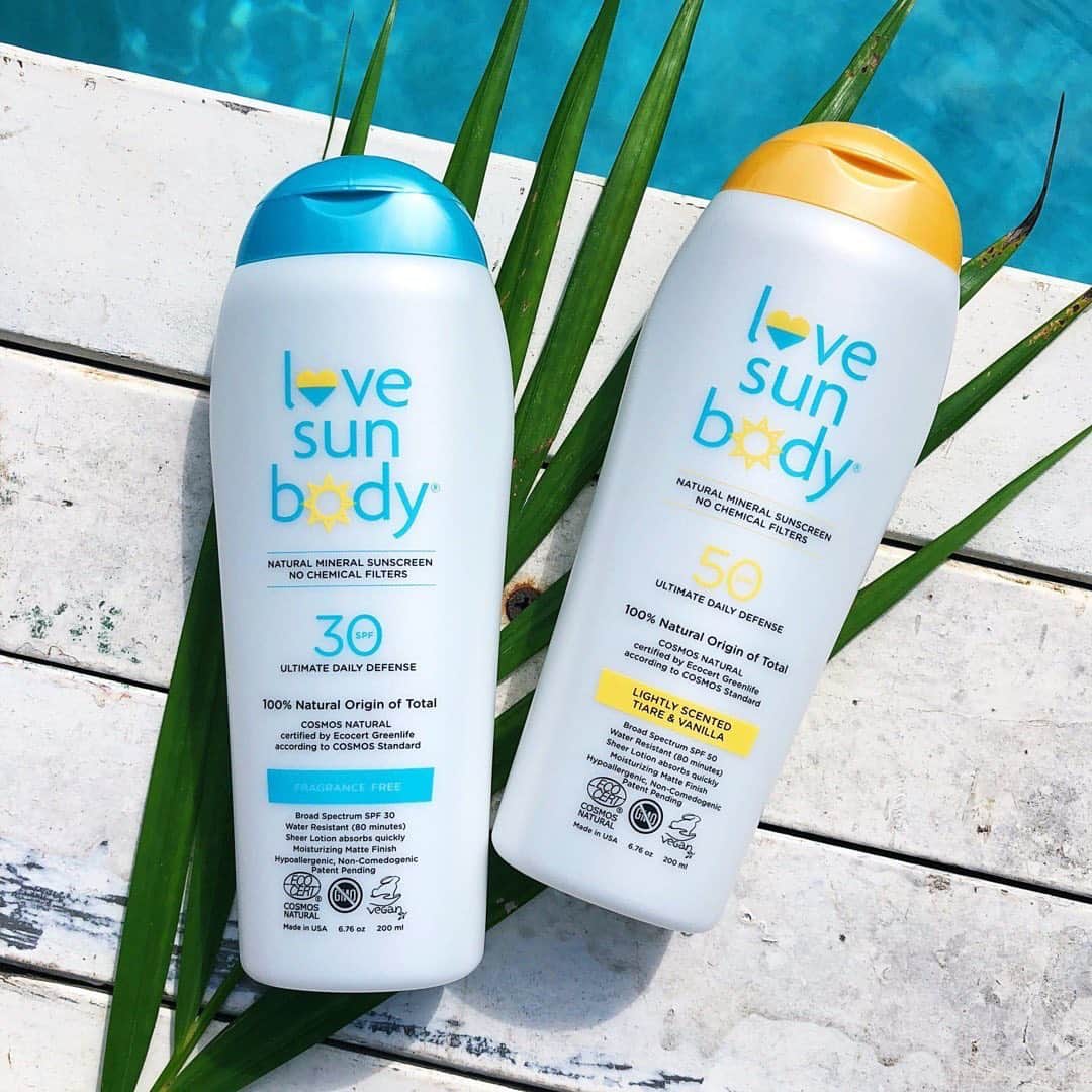 C.O. Bigelowさんのインスタグラム写真 - (C.O. BigelowInstagram)「Meet @lovesunbody, America's 1st and ONLY 100% natural mineral sunscreen brand, certified by @ecocert! 🌱🥇 Broad spectrum SPF 30 & SPF 50 come in unscented and lightly scented formulations and are reef-safe, hypo-allergenic, non-comedogenic, vegan, and free of all chemical ingredients! 🙌💙☀️🌊」6月27日 1時34分 - cobigelow