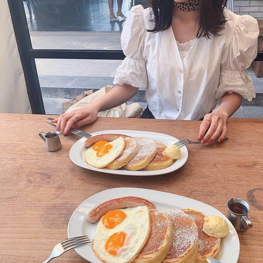 内山愛のグルメインスタ