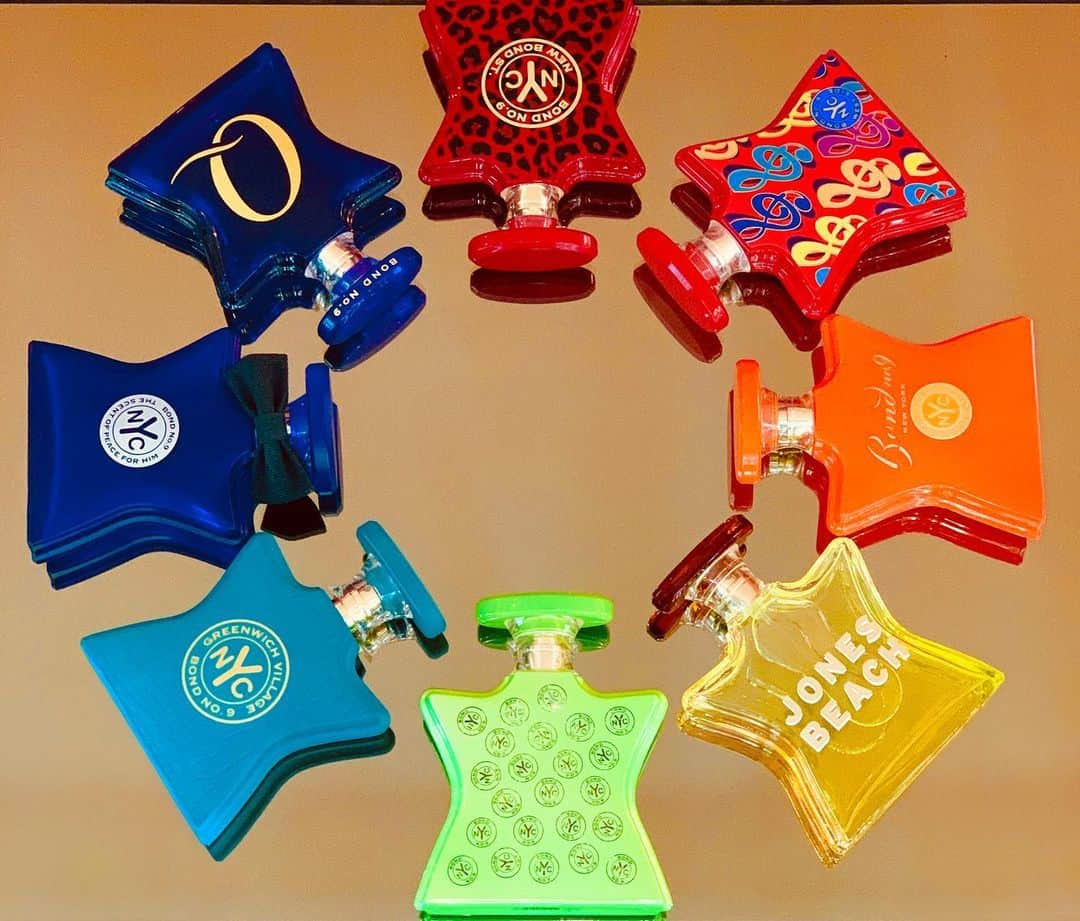 のインスタグラム：「We’re anticipating #worldpride in NYC with our colorful range of fragrances!  #bondno9 #bondno9ny #newyork #newyorkcity #nyc #nycpride #pride #lgbtq #worldpride #worldpride2019 #fragrance #perfume #love」