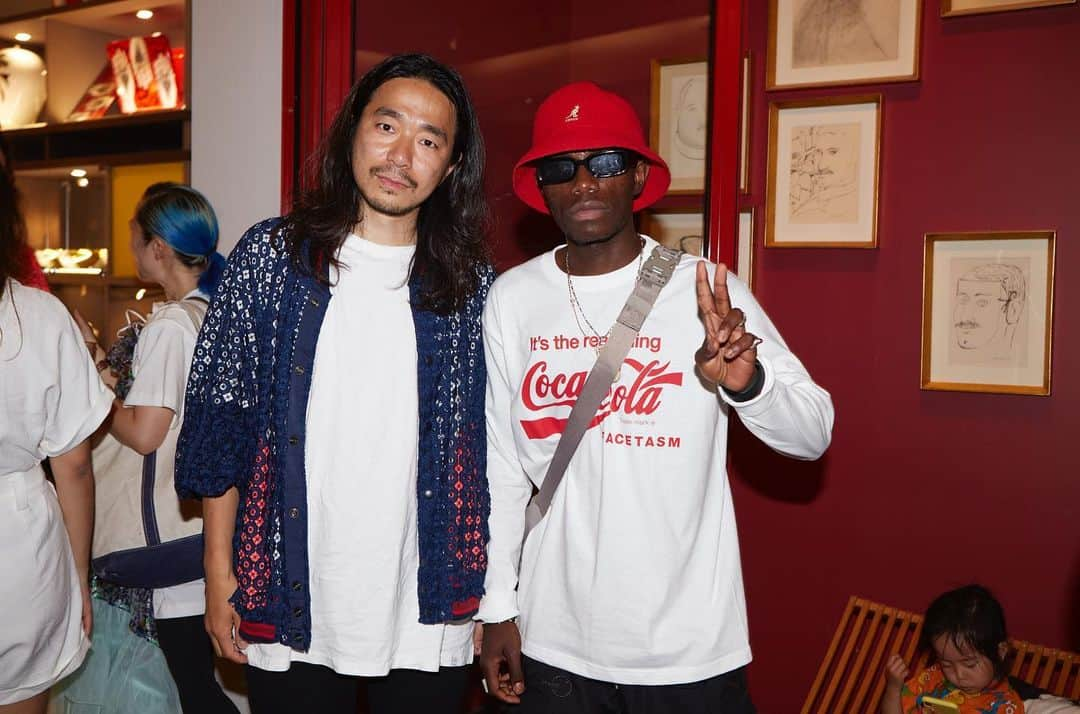 レクレルールさんのインスタグラム写真 - (レクレルールInstagram)「Last night event at Leclaireur Boissy D’Anglas introducing @CocaColafr x @FACETASMTokyo collaboration capsule. Collection already available at Leclaireur Boissy D’anglas #Leclaireur #LeclaireurBoissy #Facetasm #CocaCola 📸 @yukariisa13」6月27日 2時00分 - leclaireur