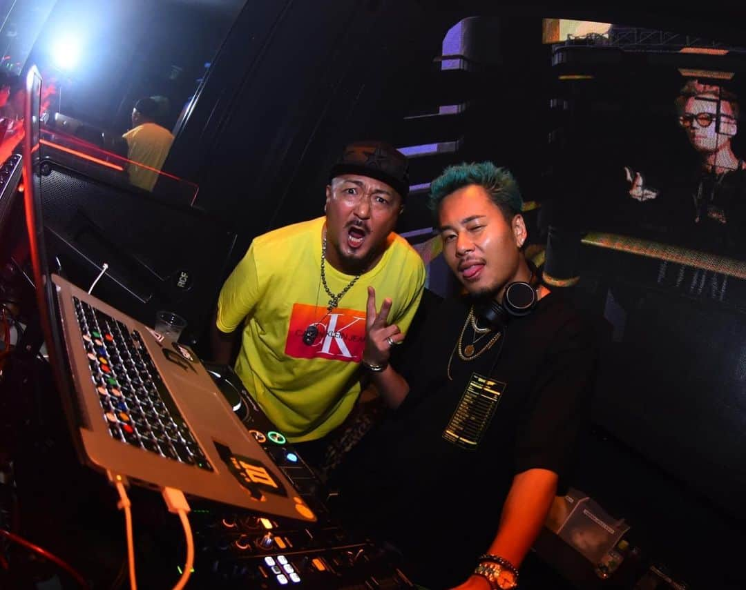 DJ HALさんのインスタグラム写真 - (DJ HALInstagram)「Thanks to @g3_osaka  @fujiwara0518 @djkaz001 @djyoga  @gero_kuso  photo by  @photo_tasuku 📸」6月27日 2時05分 - djhal