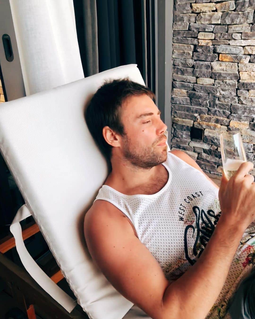 muratdalkilicのインスタグラム：「🥂」