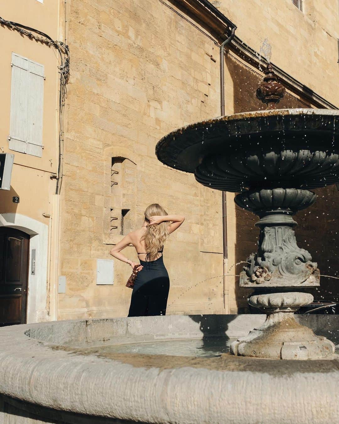 Carin Olssonさんのインスタグラム写真 - (Carin OlssonInstagram)「Heatwave 🔥」6月27日 2時54分 - parisinfourmonths