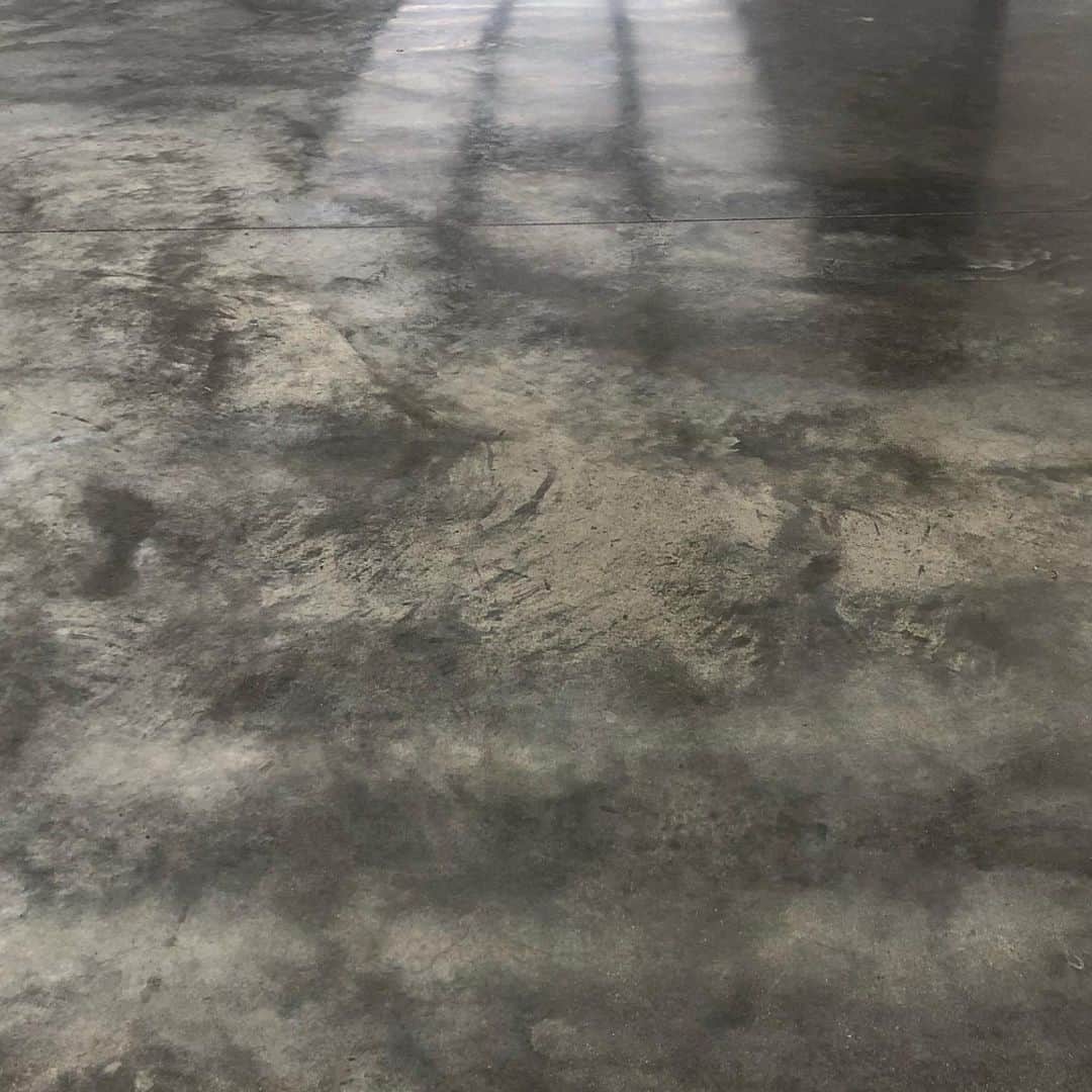 小川哲史さんのインスタグラム写真 - (小川哲史Instagram)「この床が好き I like this floor」6月27日 3時01分 - satoshiogawa92