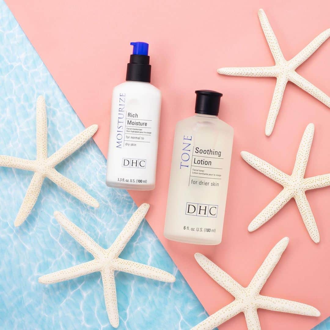DHC Skincareさんのインスタグラム写真 - (DHC SkincareInstagram)「Summertime means light skincare layers✨ _ Some of our most hydrating power players are deceptively light and sheer to the touch. Organic olive oil, squalane and sodium hyaluronate take center stage in these key #jbeauty #musthaves. Make Soothing Lotion and Rich Moisture your daily go-to for that summer glow that lasts. #DHCisBeauty #DHCskincare」6月27日 3時02分 - dhcskincare