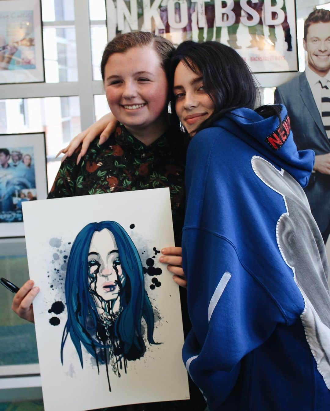 ライアン・シークレストさんのインスタグラム写真 - (ライアン・シークレストInstagram)「From sold-out shows to special hospital visits…So impressed by @BillieEilish’s massive impact in music and how she continues to pay it forward. Thanks Billie for the incredible weekend at @ChildrensATL! #SeacrestStudios」6月27日 3時26分 - ryanseacrest