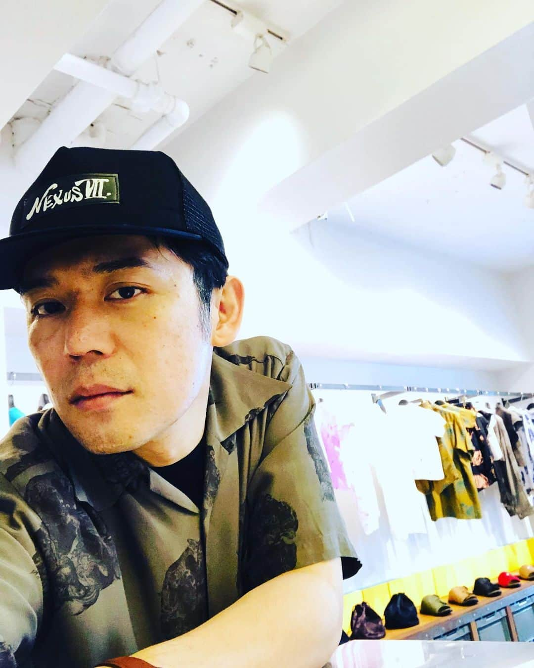 岡田義徳さんのインスタグラム写真 - (岡田義徳Instagram)「@vel_tyo_nexusvii  店舗限定MESH CAP 夏に向けて！  #岡田義徳  #nexusvii  #ネクサスセブン  #メッシュキャップ  #CAP」6月27日 13時49分 - yoshinori_okada_44