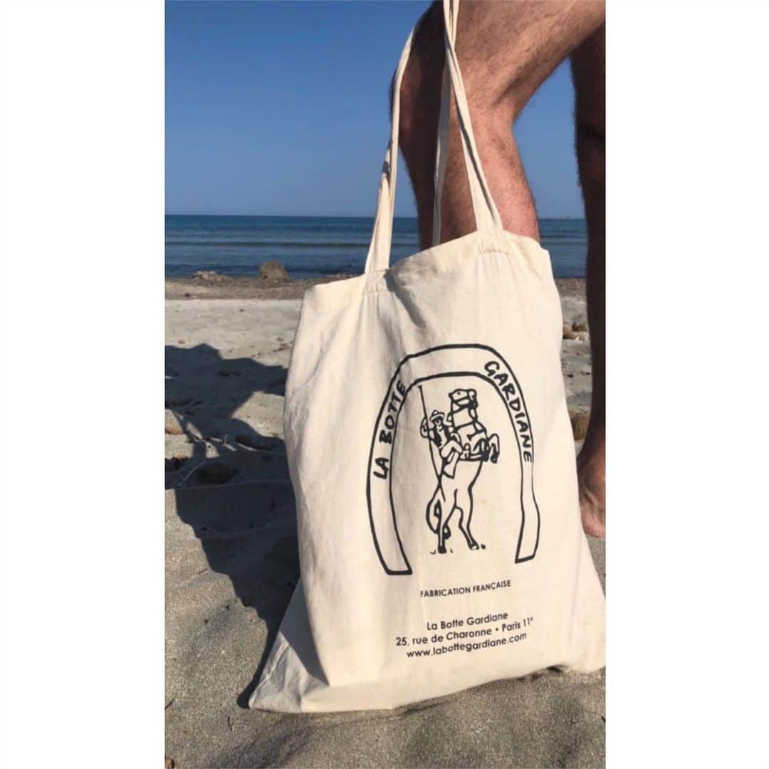 のインスタグラム：「☀️ from Sicily  Thank you ❤️ @david.quilaguy  #labottegardiane #heatwave #holiday #summer #beach #sicily」