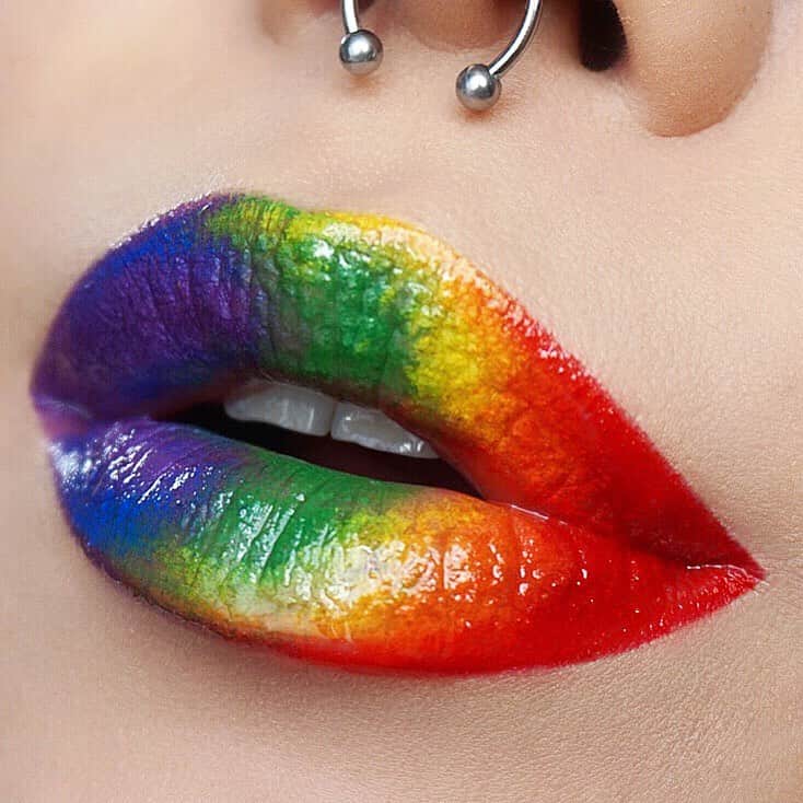 Sayaka Obaraのインスタグラム：「One of my favorite🌈💋❤️ @lindahallbergcosmetics all mood crayons & blossom lip oil. Inspired by @lindahallberg eye look❤️ . . #tb #lindahallberg #pride #rainbow」