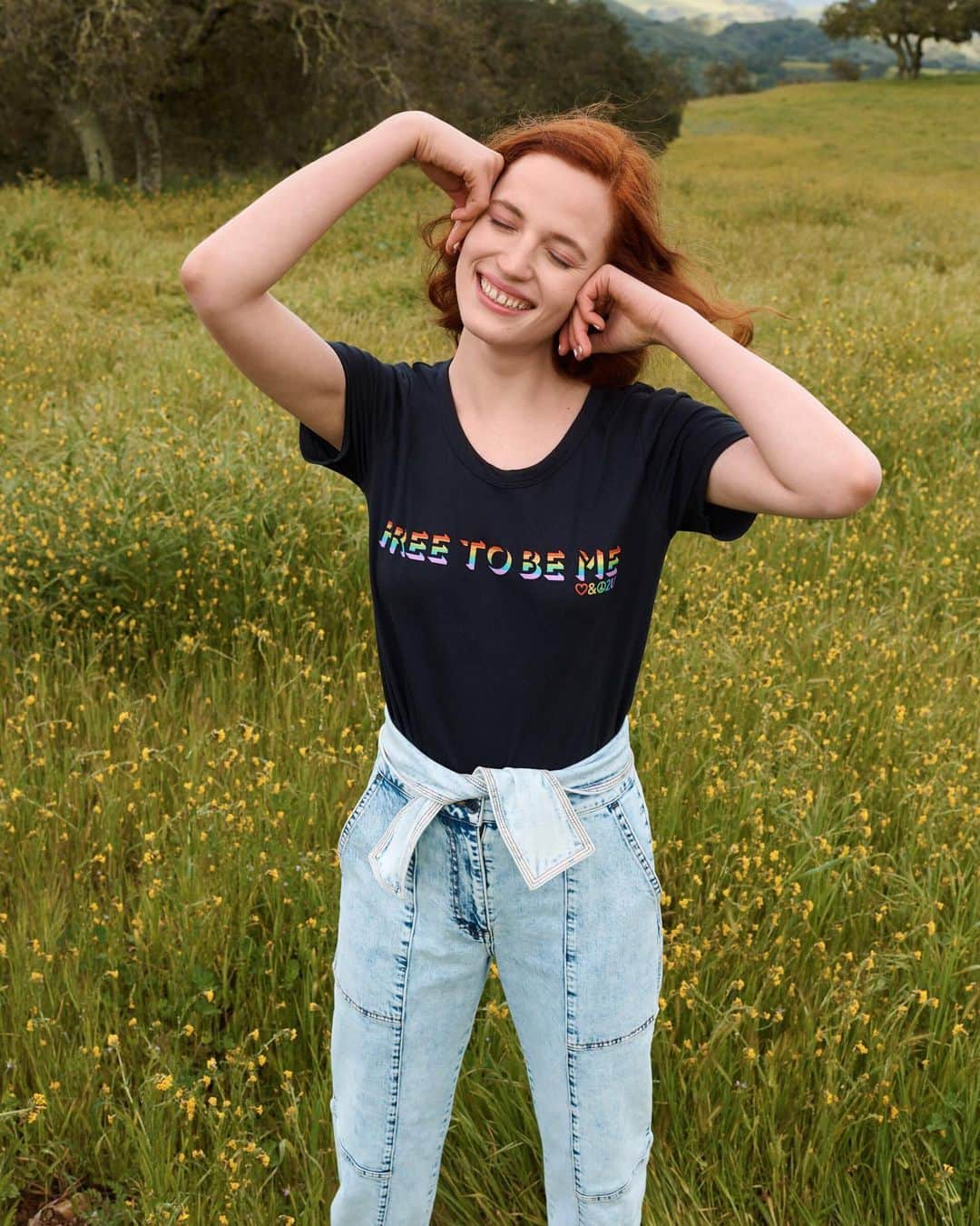 Nordstromさんのインスタグラム写真 - (NordstromInstagram)「What the shirt says 😁☝️Counting down to a weekend filled with love, love, and more love. ❤️🧡💛💚💙💜 Grab your #pride gear at the link in bio before the WorldPride festivities begin! P.S. Nordstrom will donate 100% of net sales from the purchase of this Pride tee to the Human Rights Campaign (HRC) Foundation.」6月27日 7時16分 - nordstrom