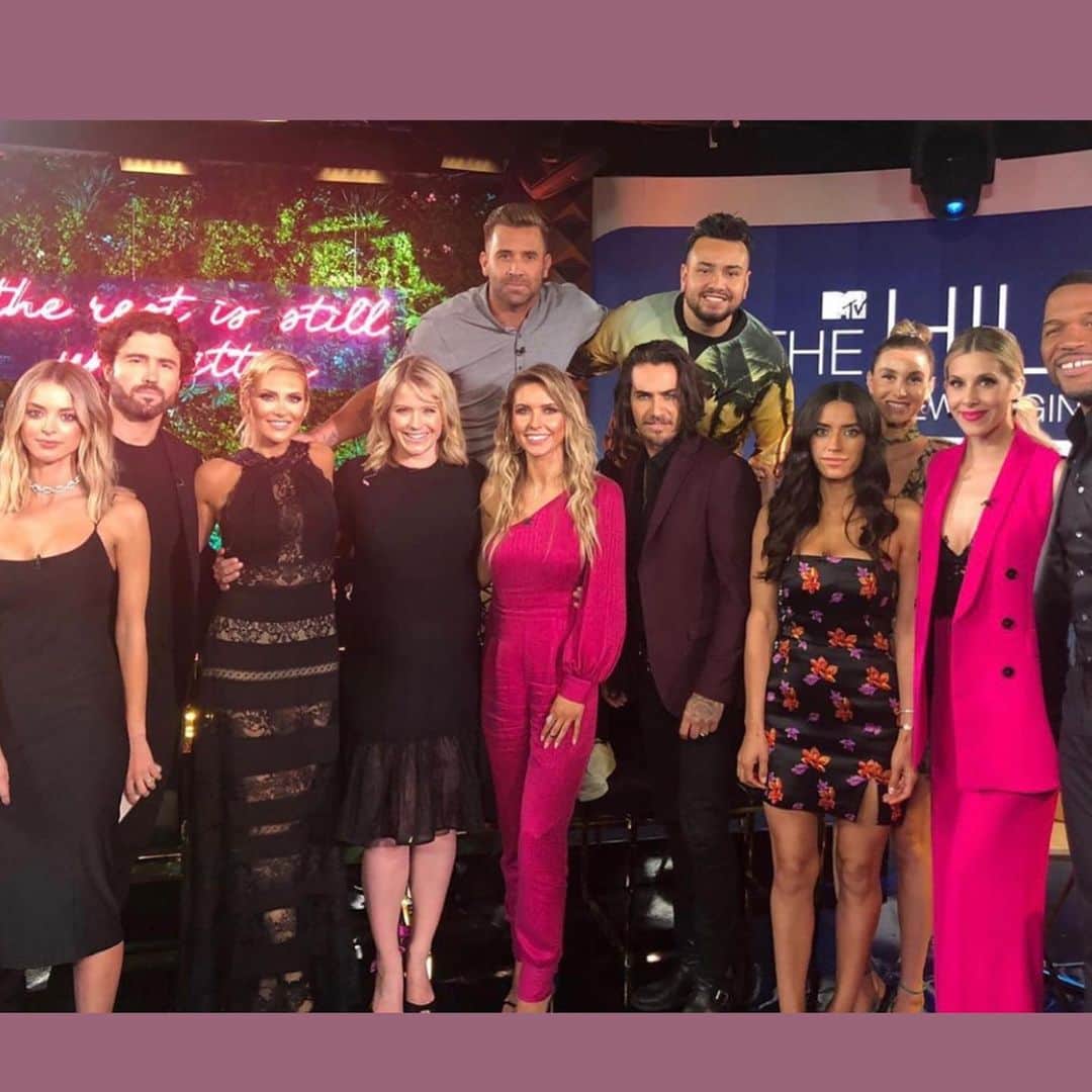 ステファニー・プラットのインスタグラム：「The best aftershow ever... catching speidi out for lying and they ADMIT IT! Finally. I am real the entire time & when it’s two against one spewing out lies it’s impossible for me to get my truth to be THE truth... until this! Lying for a year abt me and then finally admitting they had a magazine cover deal. Of course- fame before family... 💩. The audience, cast, hosts all witnessed them crumble. Everything they say about me is lies. They don’t know how to be honest. Heidi, remember Jesus is watching you. Spencer, Remember what happened in Paris? You’re fighting a losing battle. Don’t fuck with me anymore. The two have you have caused me so much pain over and over. I have nothing to lose... and everything to gain. [mtv cut it out!! At least everyone there got to see it... check my highlights above xx]」