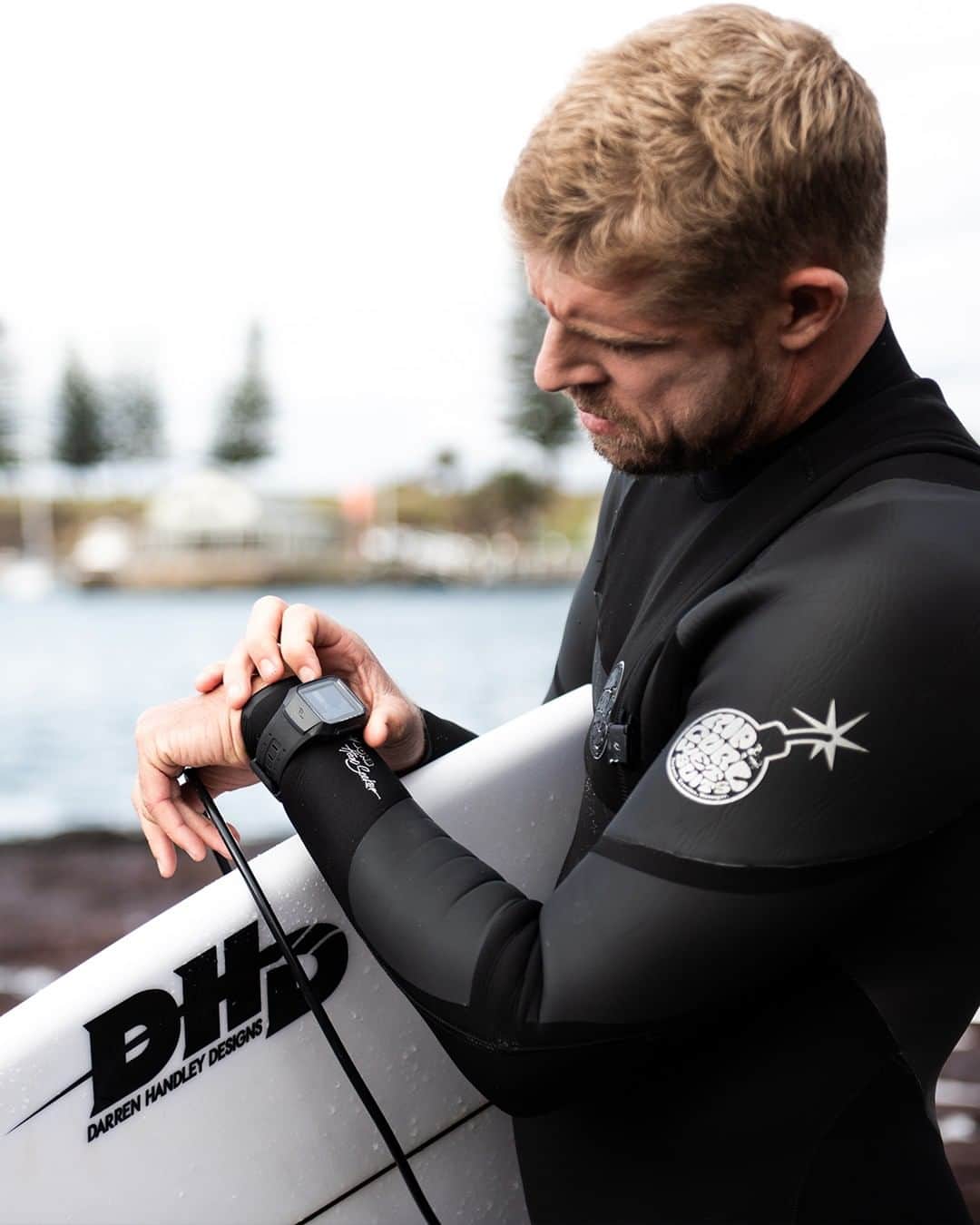 Rip Curl Australiaさんのインスタグラム写真 - (Rip Curl AustraliaInstagram)「Stay warm whilst your check your stats in the #Flashbomb Heat Seeker... can you guess Mick Fanning’s top speed?」6月27日 8時15分 - ripcurl_aus