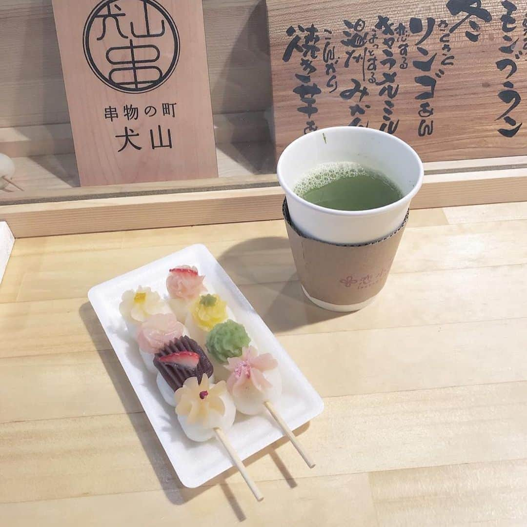 PATRA magazineさんのインスタグラム写真 - (PATRA magazineInstagram)「6/27♡スワイプしてね👉「和カフェ巡りを始めよう🍵♡」 . 日本ならではの”和スイーツ” 本格的な抹茶と和菓子が楽しめるカフェから、抹茶があまり得意ではない人にも試しやすい、抹茶ドリンクメニューがあるカフェまでご紹介♡  オススメの和カフェ ♡愛知「やごとのだんごやさん」 （6種類のお団子を食べ比べできちゃう♪） ♡福岡「MUME」 （チーズ×もなかの組み合わせが話題♪） ♡犬山昭和横丁「茶処くらや」 （ハイカラ恋小町セットは行列ができるほど人気♪） . Thank you 🌹 @my_k.8 / @n517 @__k_y_o__ / @_risa_0318_ @mao__0826 / @see_620 . 今女の子の中で流行ってるコトやITEMがあればPATRAをタグ付けして教えてね❤︎ 皆さんのすてきな投稿をぜひ紹介させてください！ . #patra #カフェ巡り #カフェ好きと繋がりたい #抹茶 #本格抹茶 #和菓子 #和スイーツ #カフェ #名古屋カフェ #大阪カフェ #グルメ #観光 #福岡カフェ #チーズスイーツ #wad #餅匠しづく #やごとのだんごやさん #mume」6月27日 8時15分 - patra__jp