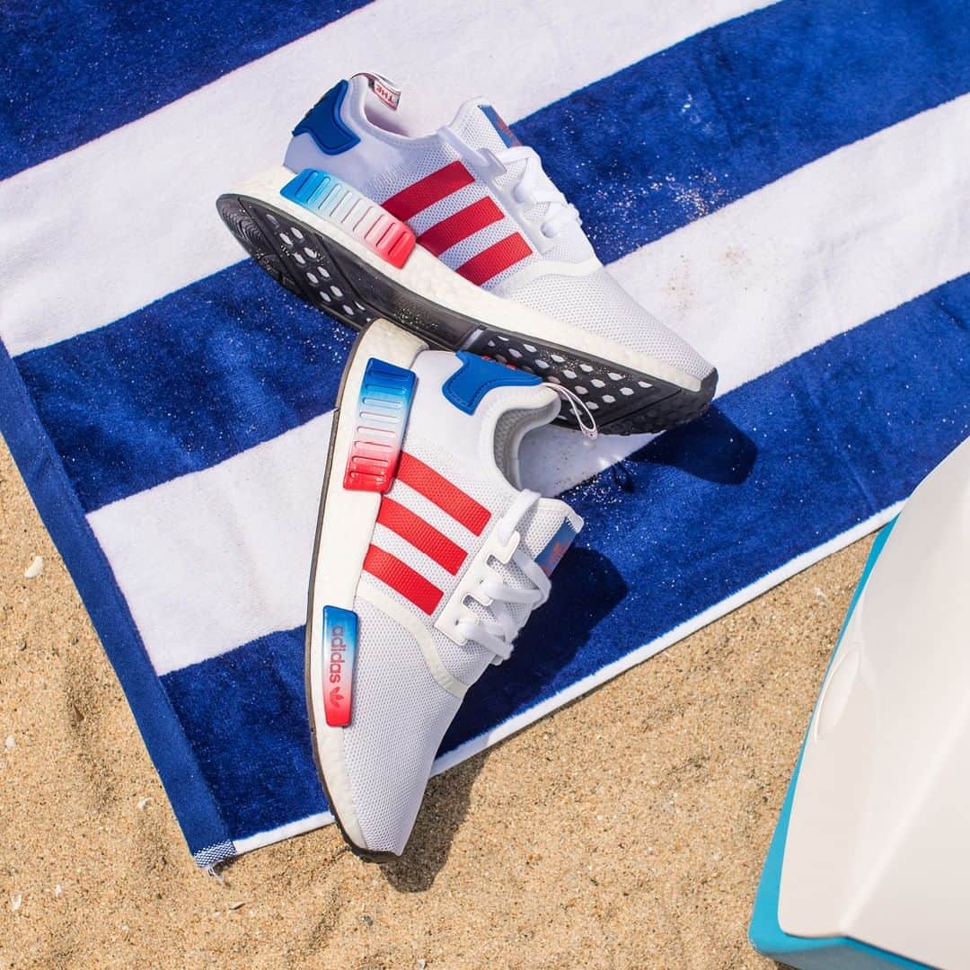 Foot Lockerさんのインスタグラム写真 - (Foot LockerInstagram)「The 4th is almost here! #adidas NMD 'Americana' Available Now, In-Store and Online Men's and Grade School」6月27日 8時25分 - footlocker