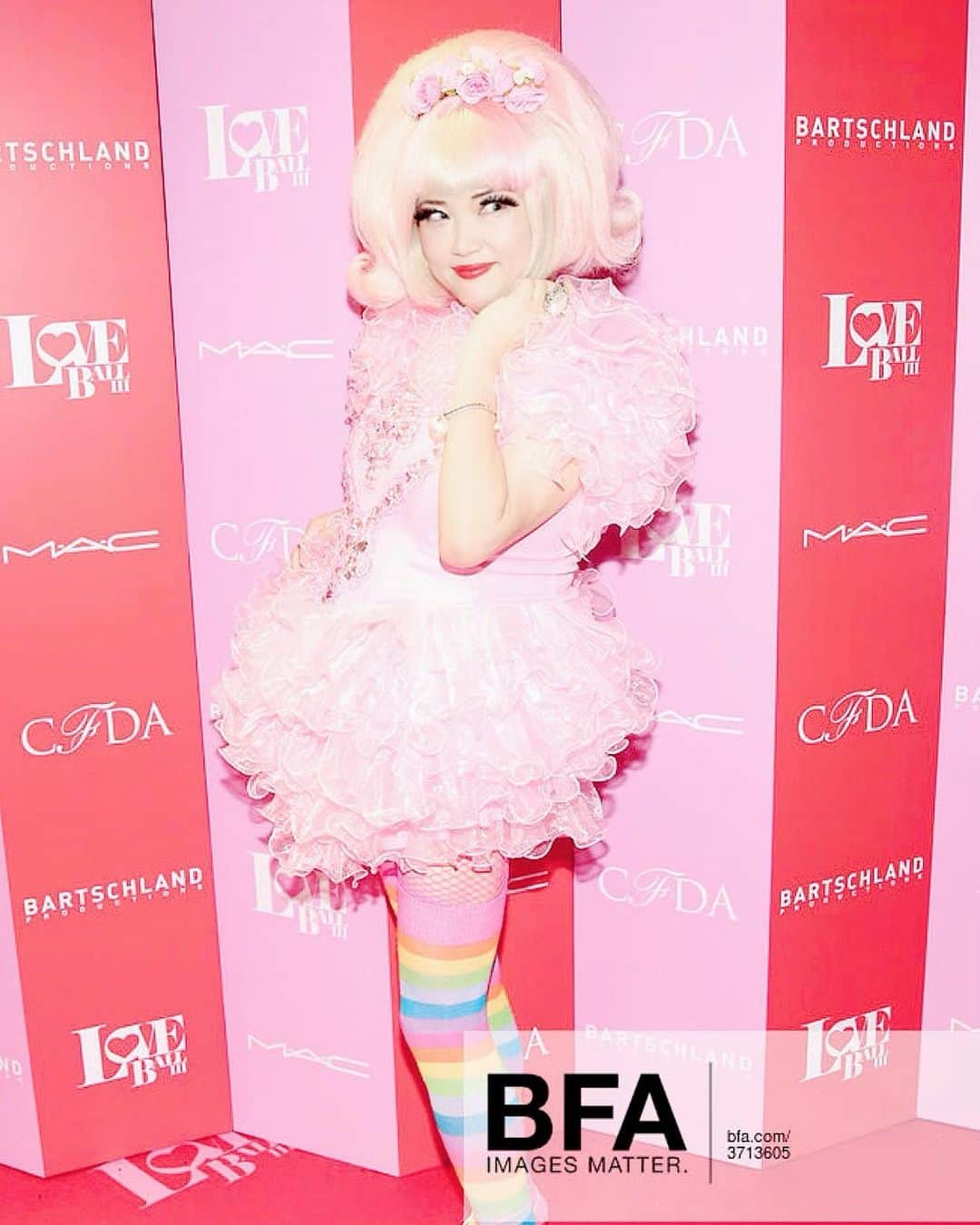 ジュン中山のインスタグラム：「#loveball #loveball2019 thank you so much @bartschland it was magical experience I felt home❤️😘🌈🏳️‍🌈🦄😍 #instagood #instalove #instagay #aidscharity @cfda  @bfa」