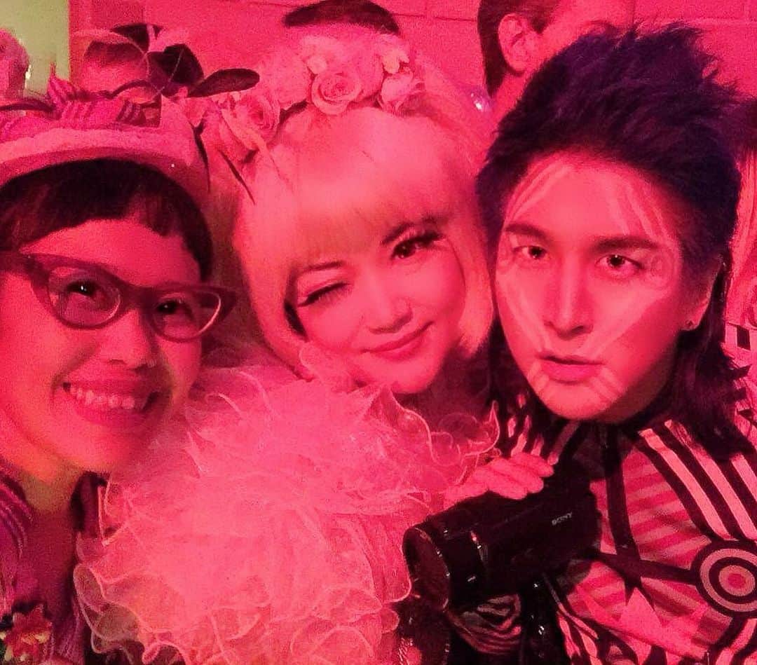 ジュン中山のインスタグラム：「#kawaiifromtokyotonyc #loveball2019 @bartschland #instaphoto #instagay #instafaghag」