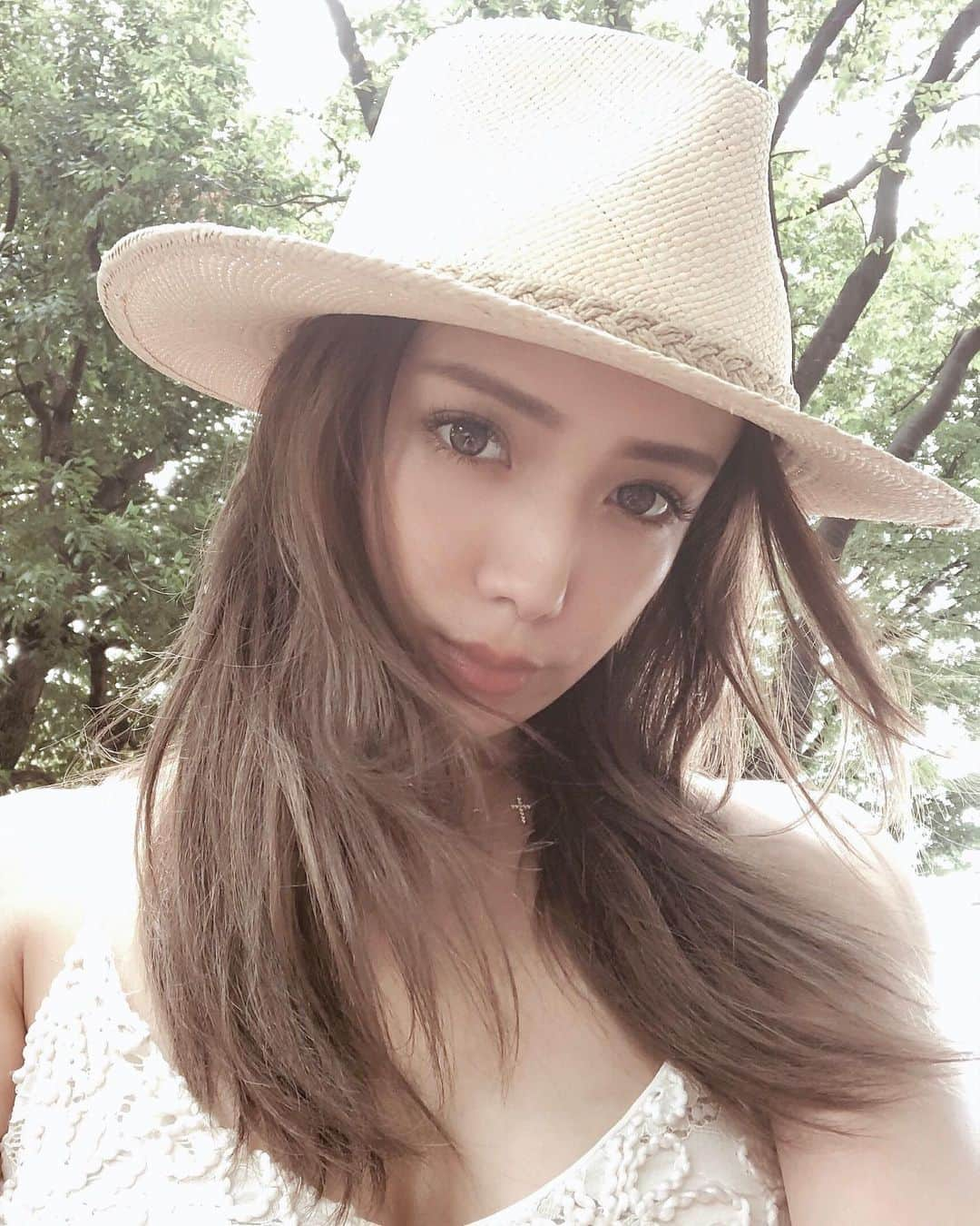 谷口紗耶香さんのインスタグラム写真 - (谷口紗耶香Instagram)「new me❤︎❤︎❤︎ マツエクのデザイン載せとくね！ ・ >> eyelash repair🌼 @rounge_nail_shibuya ・  毛質:ミンク 太さ:0.15㎜ カール:CCカール 長さ:12→13mm 下:7㎜ 本数:160本 担当 >> 高橋 san ・  #rounge#roungenail#roungeeyelash 🏷初めての方は【谷口紗耶香】のインスタを見たと必ず伝えてね！ ・ 産後のもろい毛質なのに本当に取れにくい❣️ 丁寧な施術いつもありがとうございます👏🏽 ・ #instamodel#instabeauty#instagood#instagram#instahappy#instaootd#happy#ootd#model#japanesemodel#sayakataniguchi#shooting#kawaii#selfie#girl#instaglamor#influencer#japan#instafashion#instalike#instapic#instagram#japanese#today#cute#likeforfollow#asiangirl」6月27日 15時24分 - saayaamam