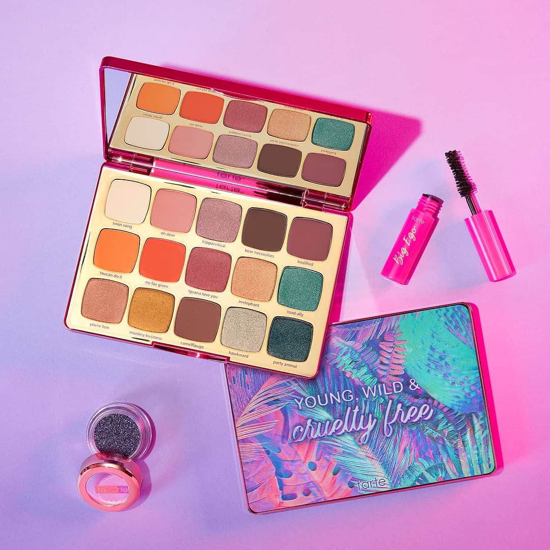 Tarte Cosmeticsさんのインスタグラム写真 - (Tarte CosmeticsInstagram)「We always have been, always will be young, wild & cruelty-free! 🐯🐸🦋 Our 🆕 LIMITED-EDITION #tarteunleashed collection was inspired by our furry friends (#crueltyfree for 19 years & counting)  featuring earthy & tropical tones for fierce, striking looks! Head to tarte.com NOW to UNLEASH your wild side! #tarteunleashed #crueltyfree #rethinknatural #veganbeauty」6月27日 10時34分 - tartecosmetics