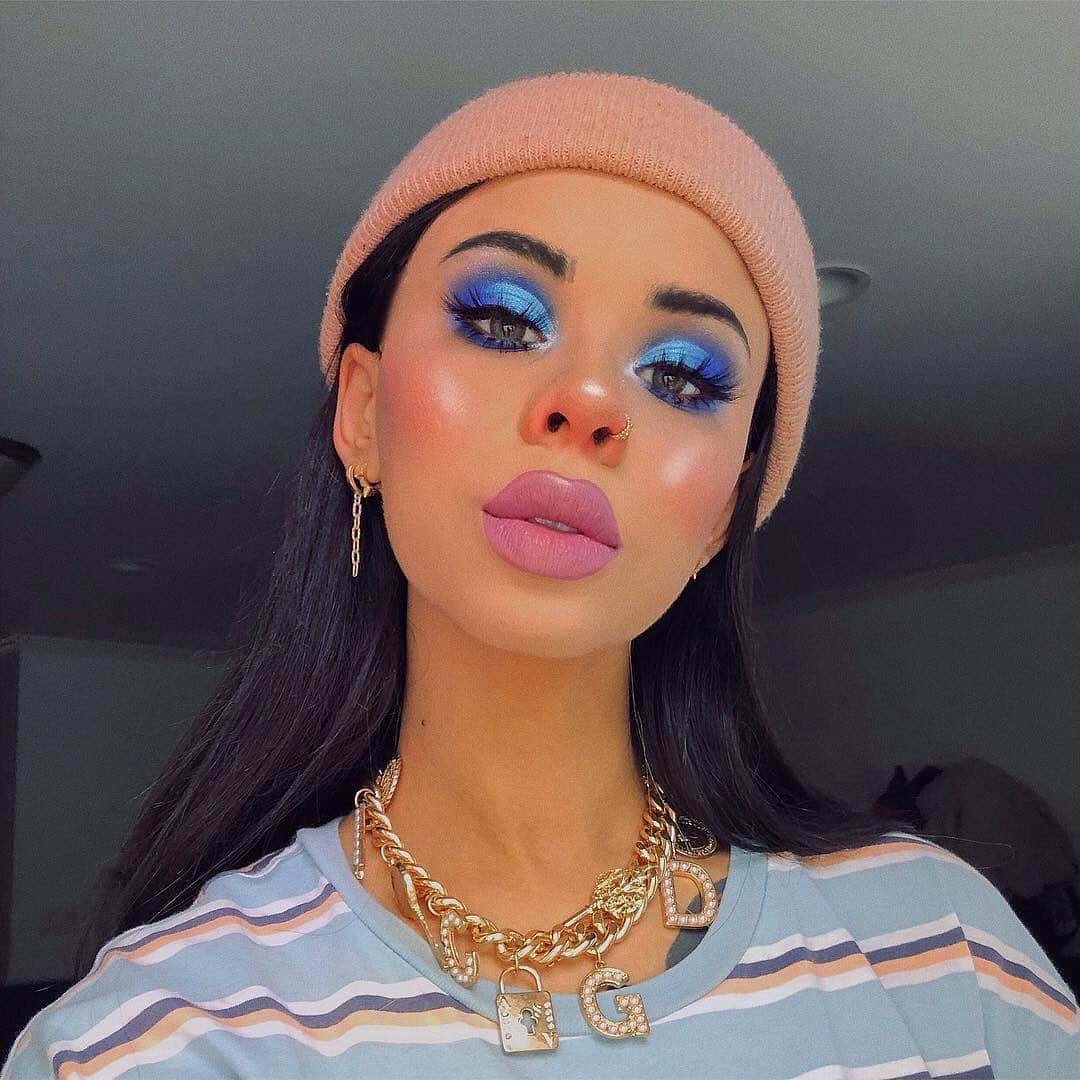 LORACさんのインスタグラム写真 - (LORACInstagram)「Take a look at this amazing artistry from @snitchery using our NEW Neon Lights PRO Pressed Pigments Palette 💙💎 we are LIVING for this sapphire fantasy! 🤩 #repost @snitchery hi I’m wearing a full face of @LORACcosmetics and feel like a SNACC?? their new neon lights palette is buttery and smooth and super bright – check out the tutorial I did on this look (link in bio) and be sure to cop now @UltaBeauty online (and on LORAC.com beginning 6/10)! #LORACNeonLights #LORACPartner #ad」6月27日 10時39分 - loraccosmetics