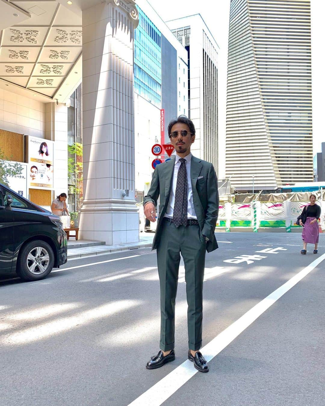 フリーマンズスポーティングクラブさんのインスタグラム写真 - (フリーマンズスポーティングクラブInstagram)「FSC STAFF STYLE - GINZA 2019.06.27  suit&shirt:#madetomeasure tie:#freemanssportingclub eyewear:#ayame  #fsc_staff_style #menswear #fsctokyo #fscginza #ginzasix #ginza」6月27日 11時20分 - freemanssportingclub_jp