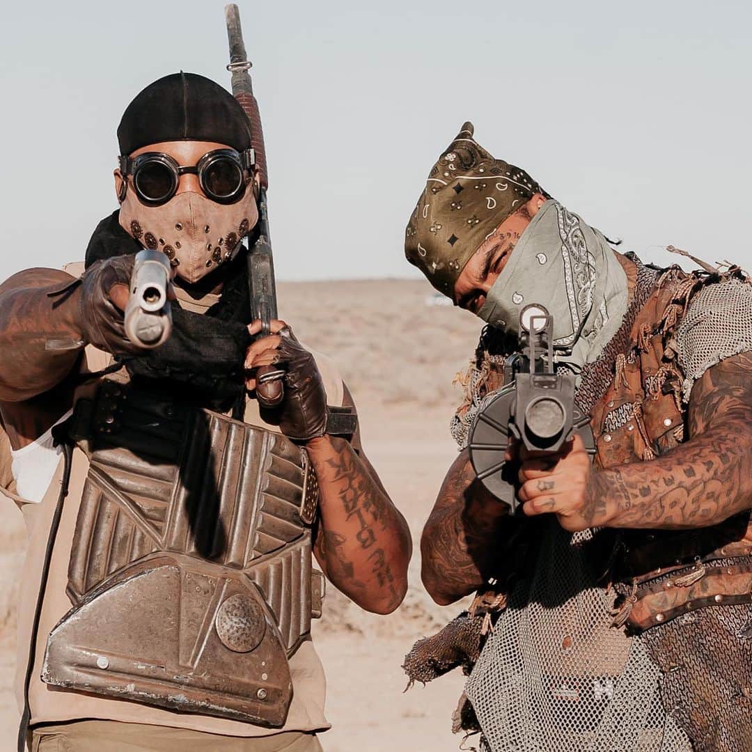 ゲームのインスタグラム：「Me as “Wes Syde” & my brother @daveeast as my arch nemesis “Old York” in our short movie/video for #WESTSIDE COMING SOON #PROLIFIC 📸 @jamilnotjamal」
